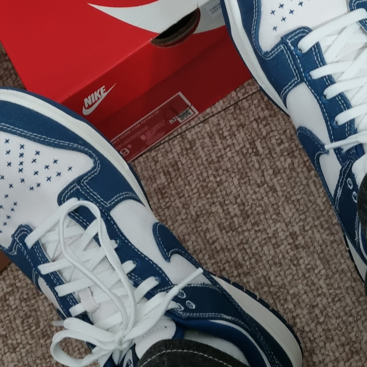 Nike Dunk Low Retro SE Industrial Blue 착용 스타일