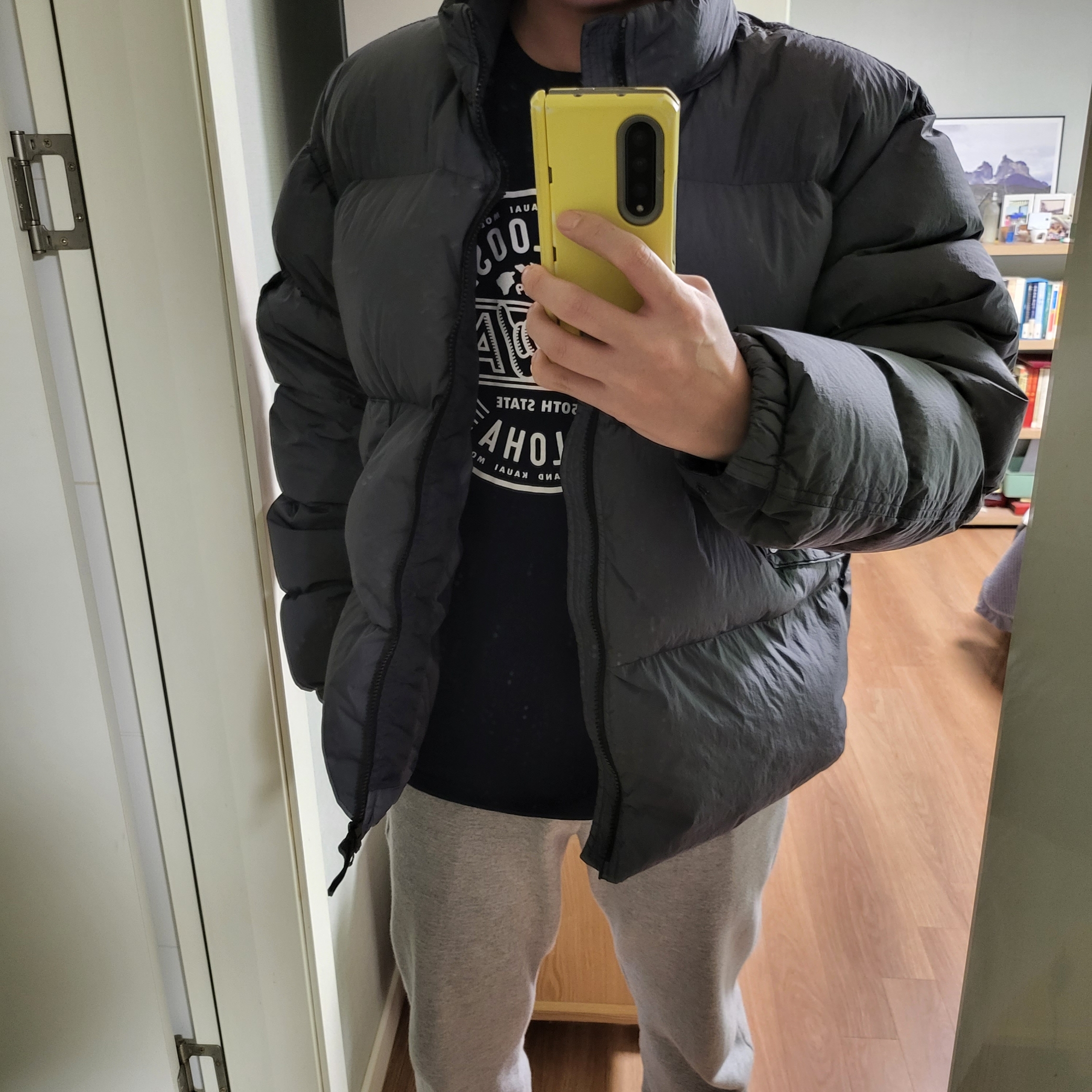 Stone Island 40623 Garment Dyed Crinkle Reps Recycled Nylon Down Jacket Lead - 23FW, Moncler Mayaf Short Down Jacket Black - 23FW 착용 스타일 - 1