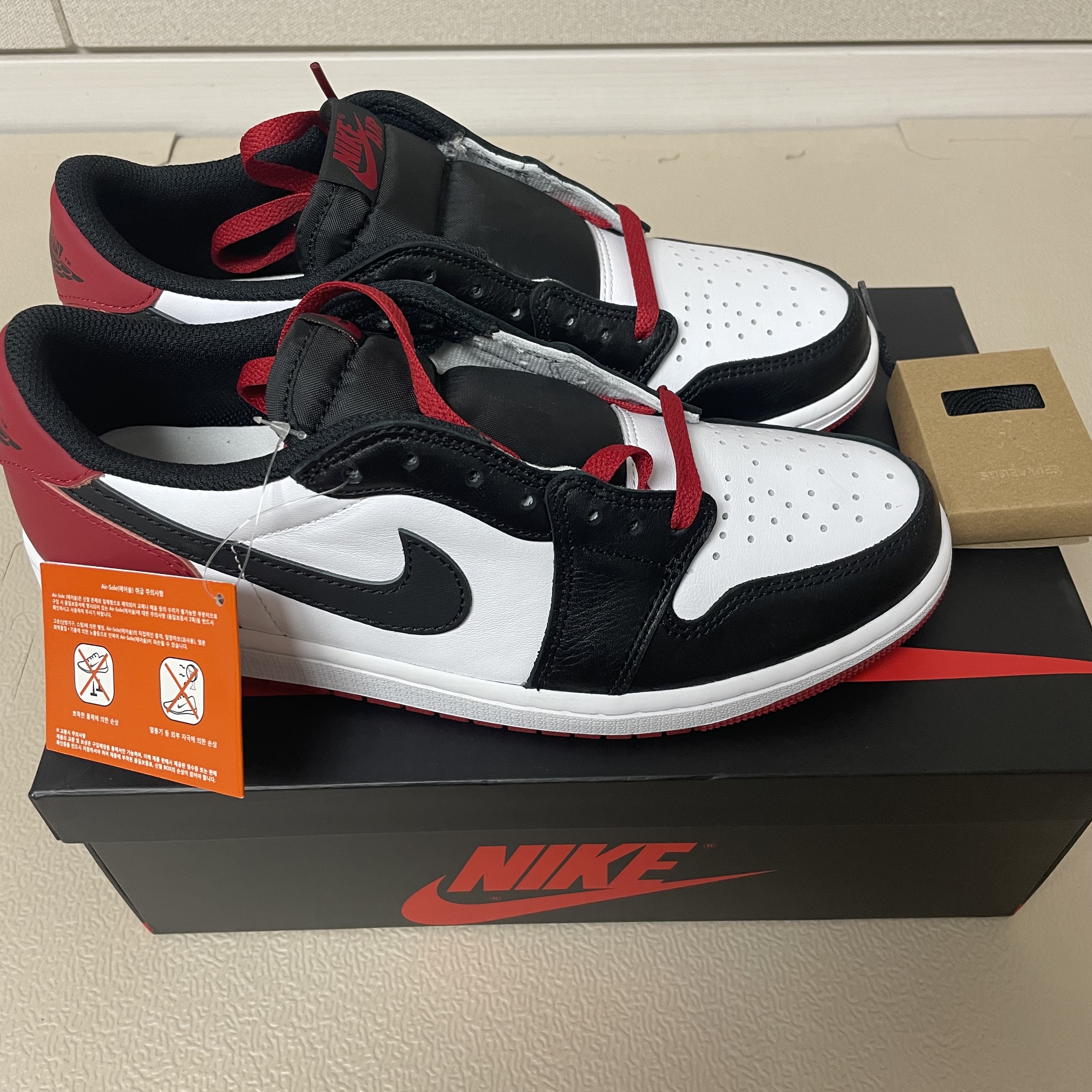 Jordan 1 Retro Low OG Black Toe 착용 스타일