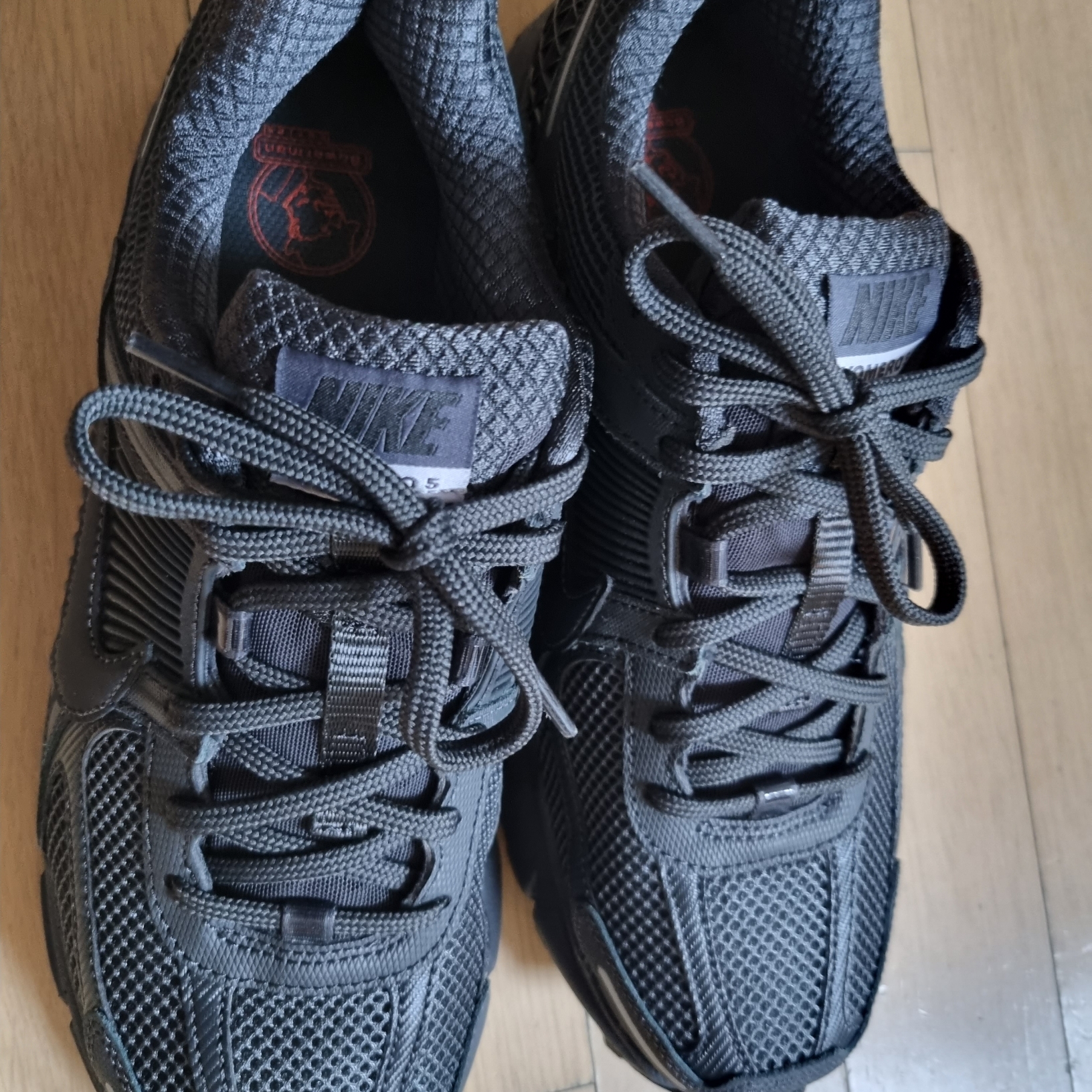 Nike Zoom Vomero 5 SP Anthracite 2023 착용 스타일