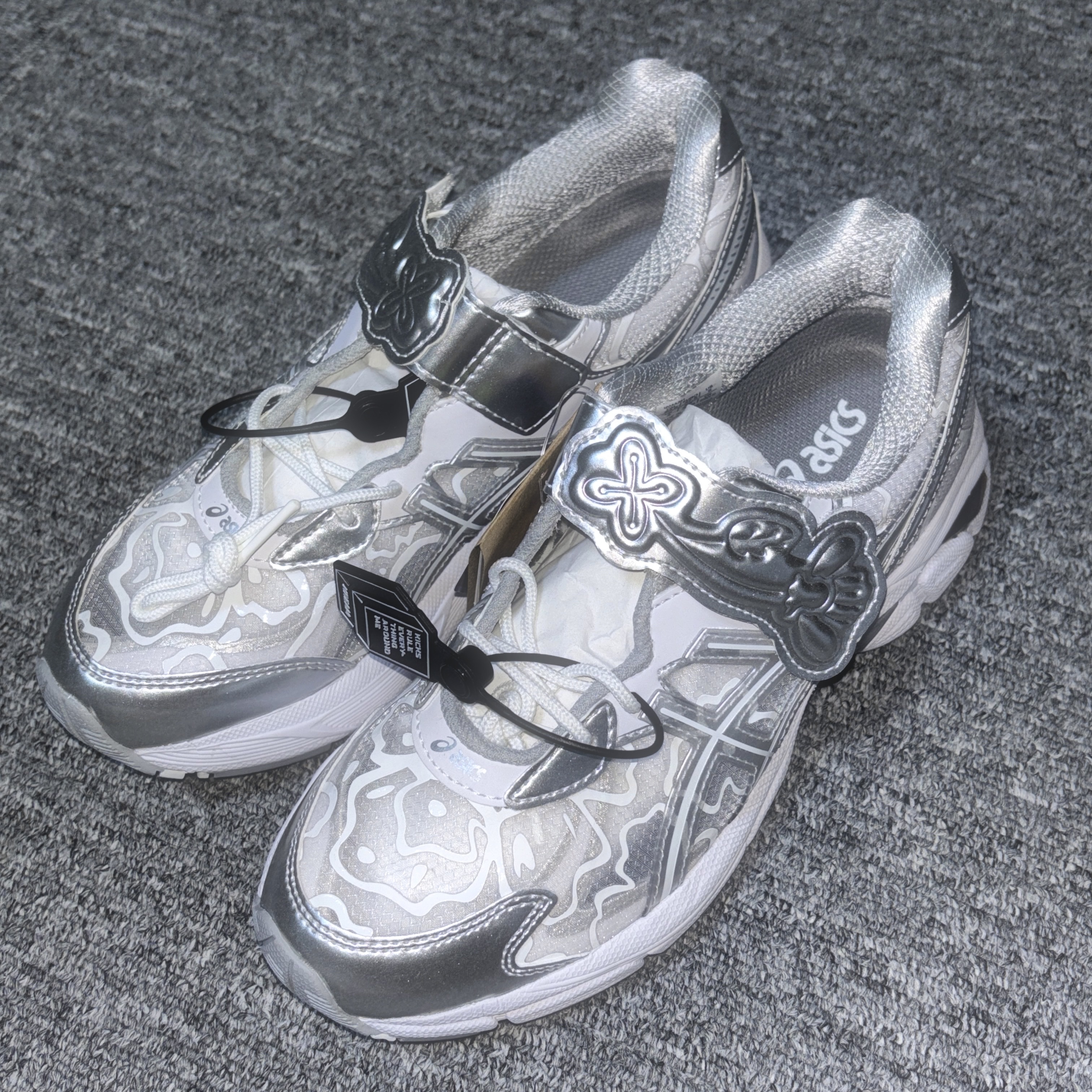 Asics x Cecilie Bahnsen GT-2160 White 착용 스타일 - 1