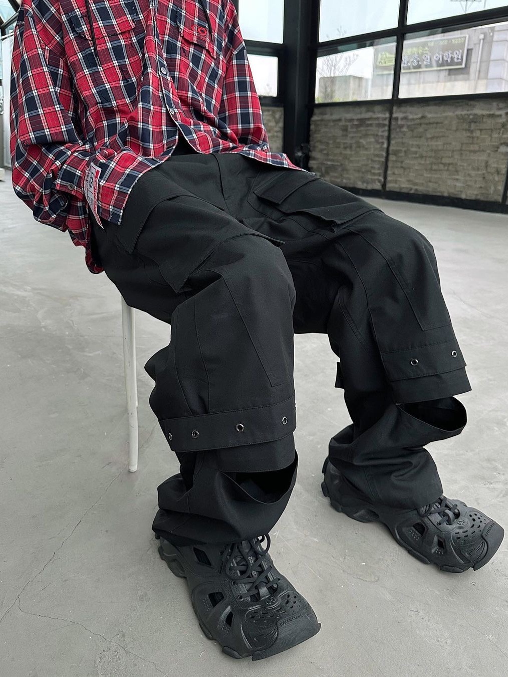 Civision by CSC CT Light Cargo Pants Black 착용 스타일