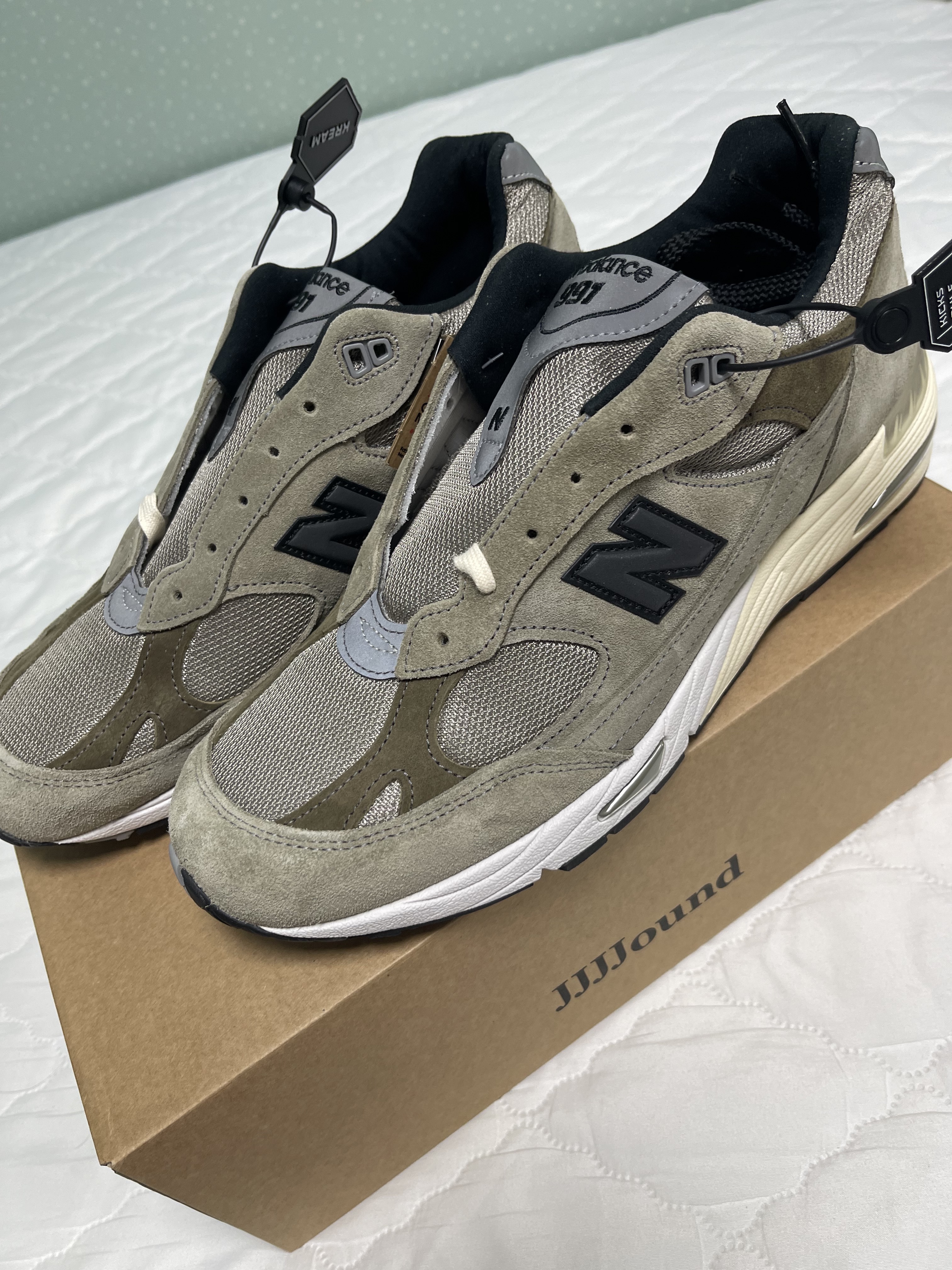 New Balance x JJJJound 991 Made in UK Grey 착용 스타일