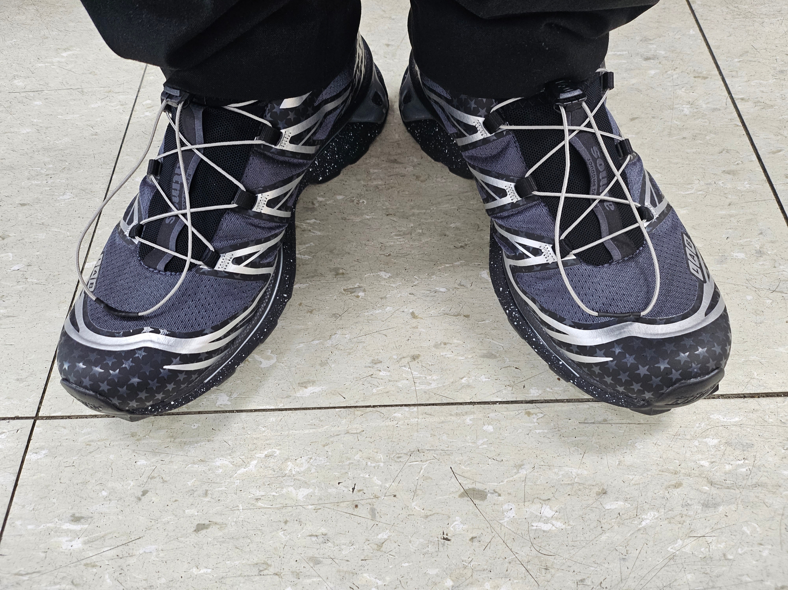 Salomon x Atmos XT-6 Black Silver 착용 스타일