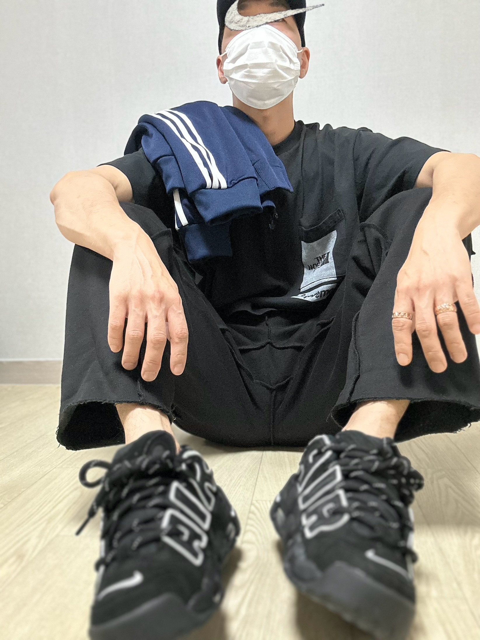 Nike x Ambush Air More Uptempo Low Black and White, Supreme x The North Face Printed Pocket T-Shirt Black - 23SS 착용 스타일 - 3
