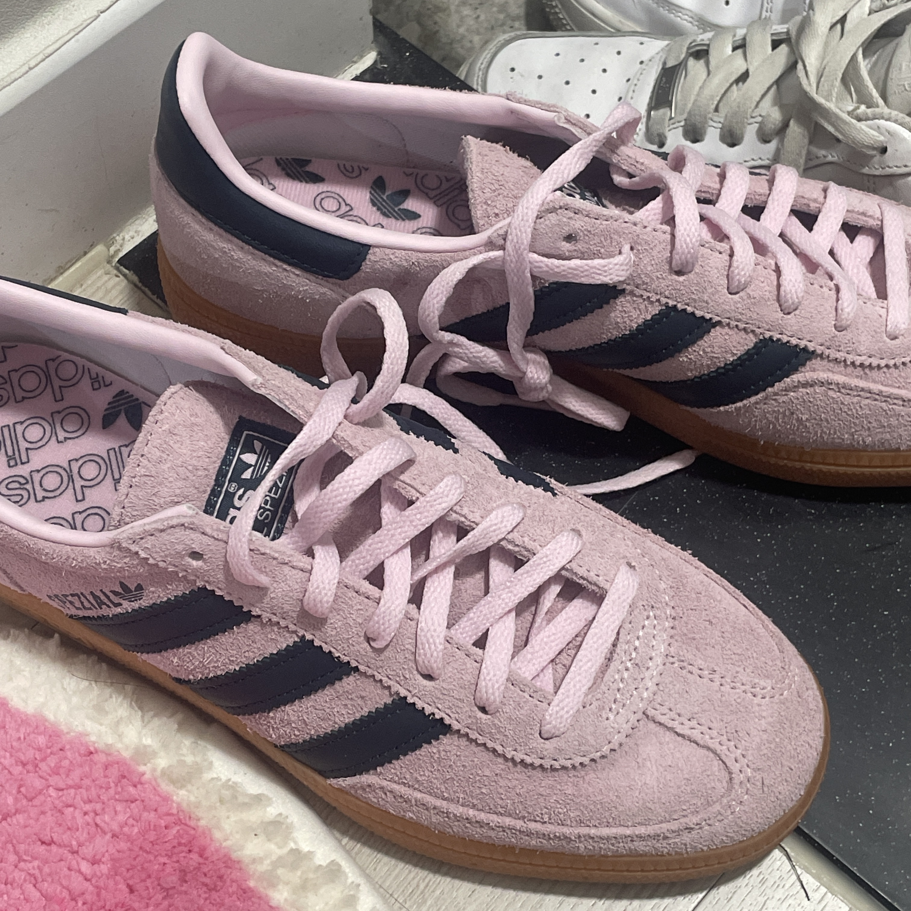 (W) Adidas Spezial Handball Clear Pink 착용 스타일