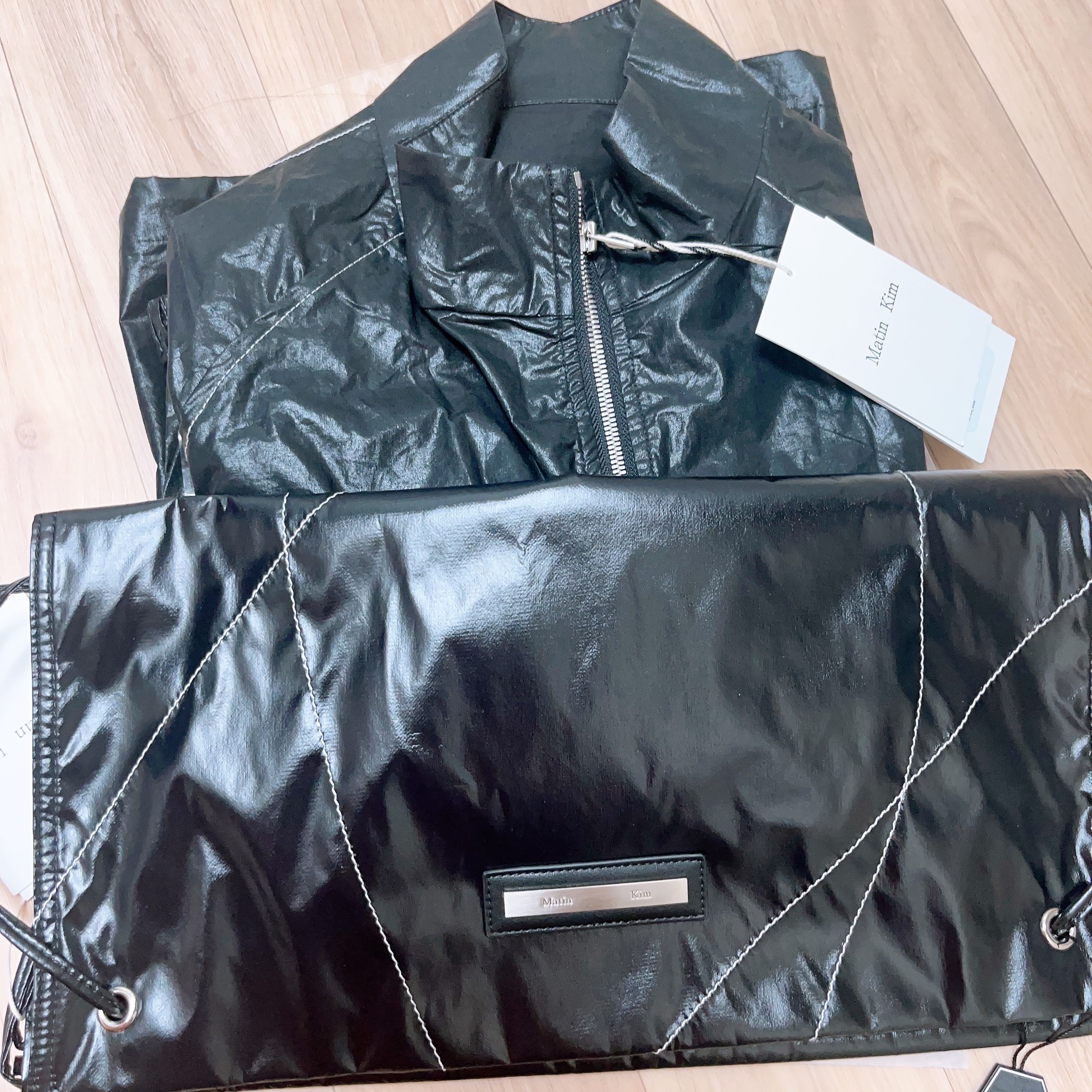 Matin Kim String Coating Backpack Black, (W) Matin Kim Logo Coating Jumper Black 착용 스타일
