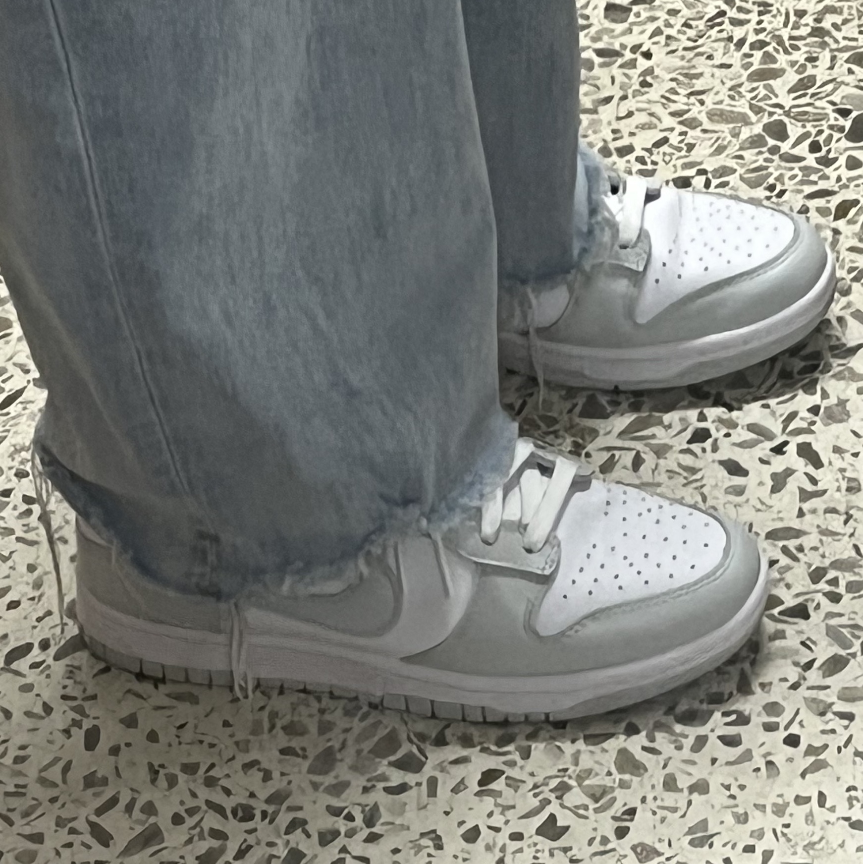 (W) Nike Dunk Low Photon Dust 착용 스타일