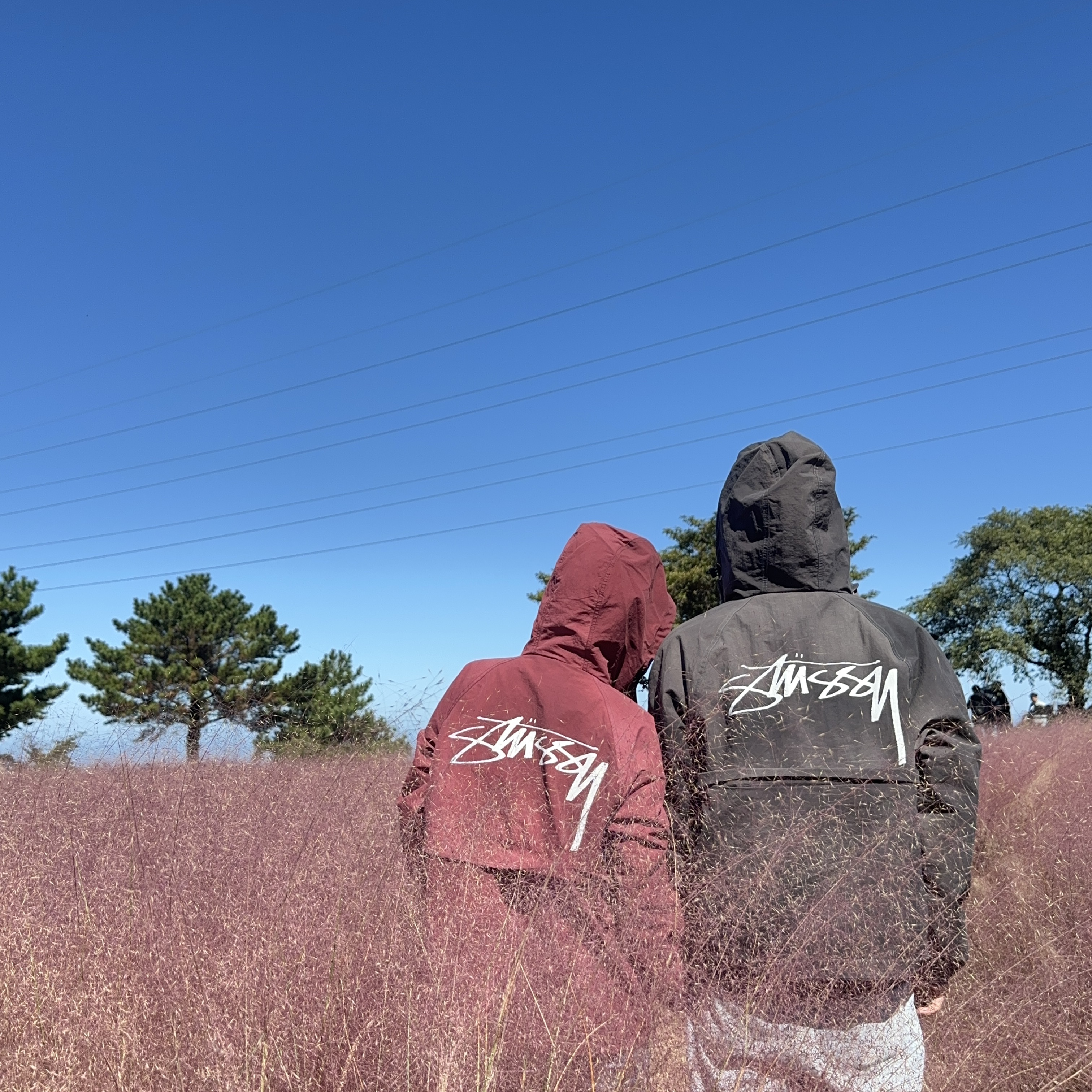 Stussy Wave Dye Beach Shell Jacket Black, Stussy Wave Dye Beach Shell Jacket Maroon 착용 스타일