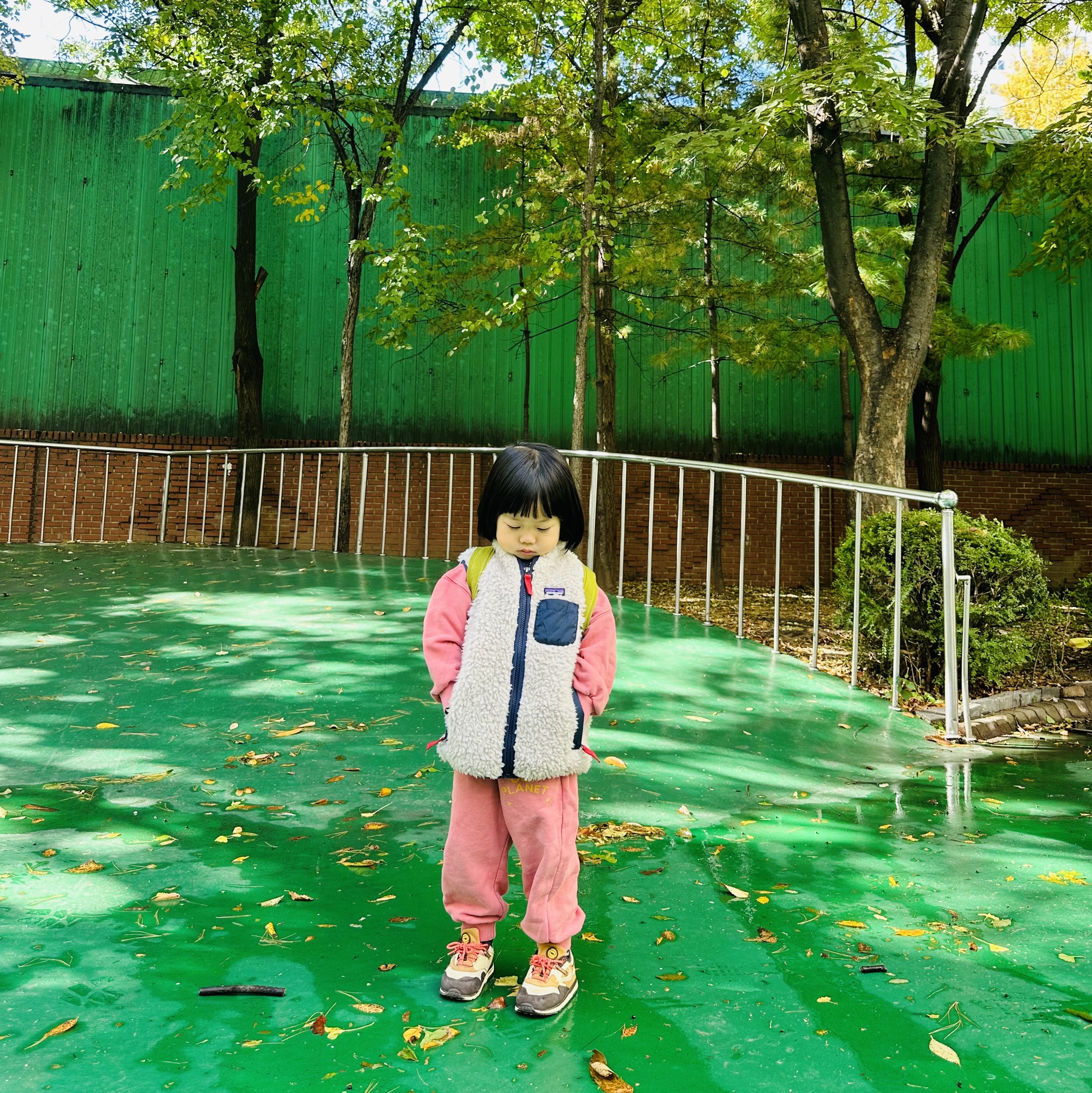 (Baby) Patagonia Retro-X Fleece Vest Natural New Navy, (TD) Nike x Travis Scott Air Max 1 Cact.us Brown 착용 스타일 - 6