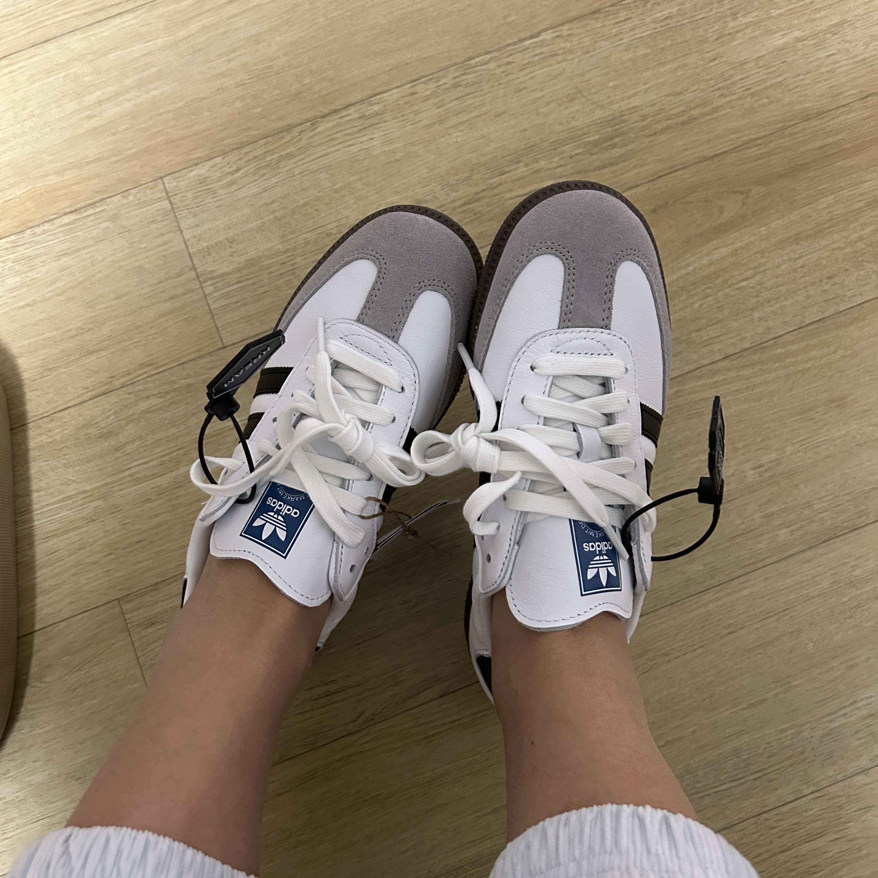 Adidas Samba OG Cloud White 착용 스타일