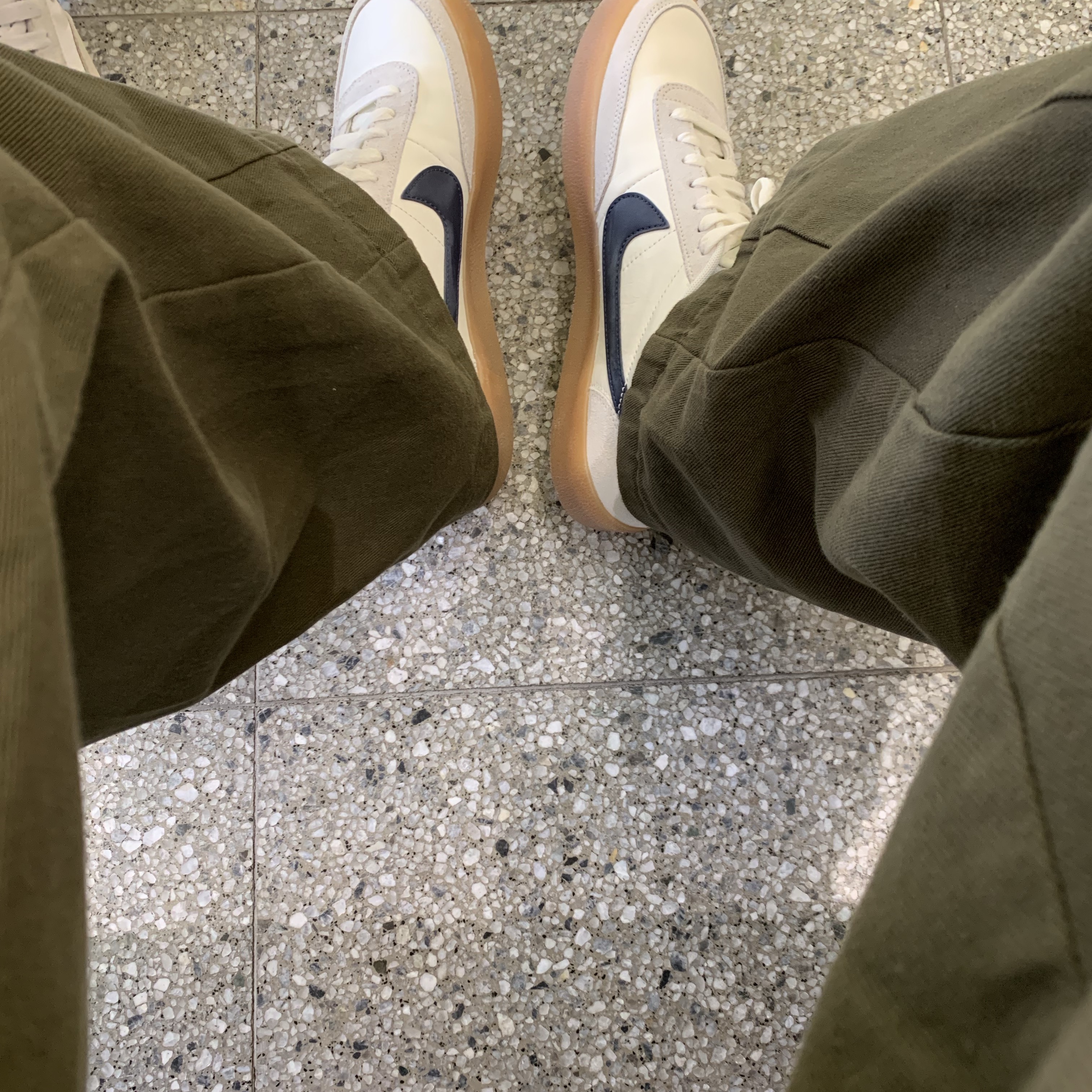 Nike x J.Crew Killshot 2 Sail Midnight Navy 착용 스타일