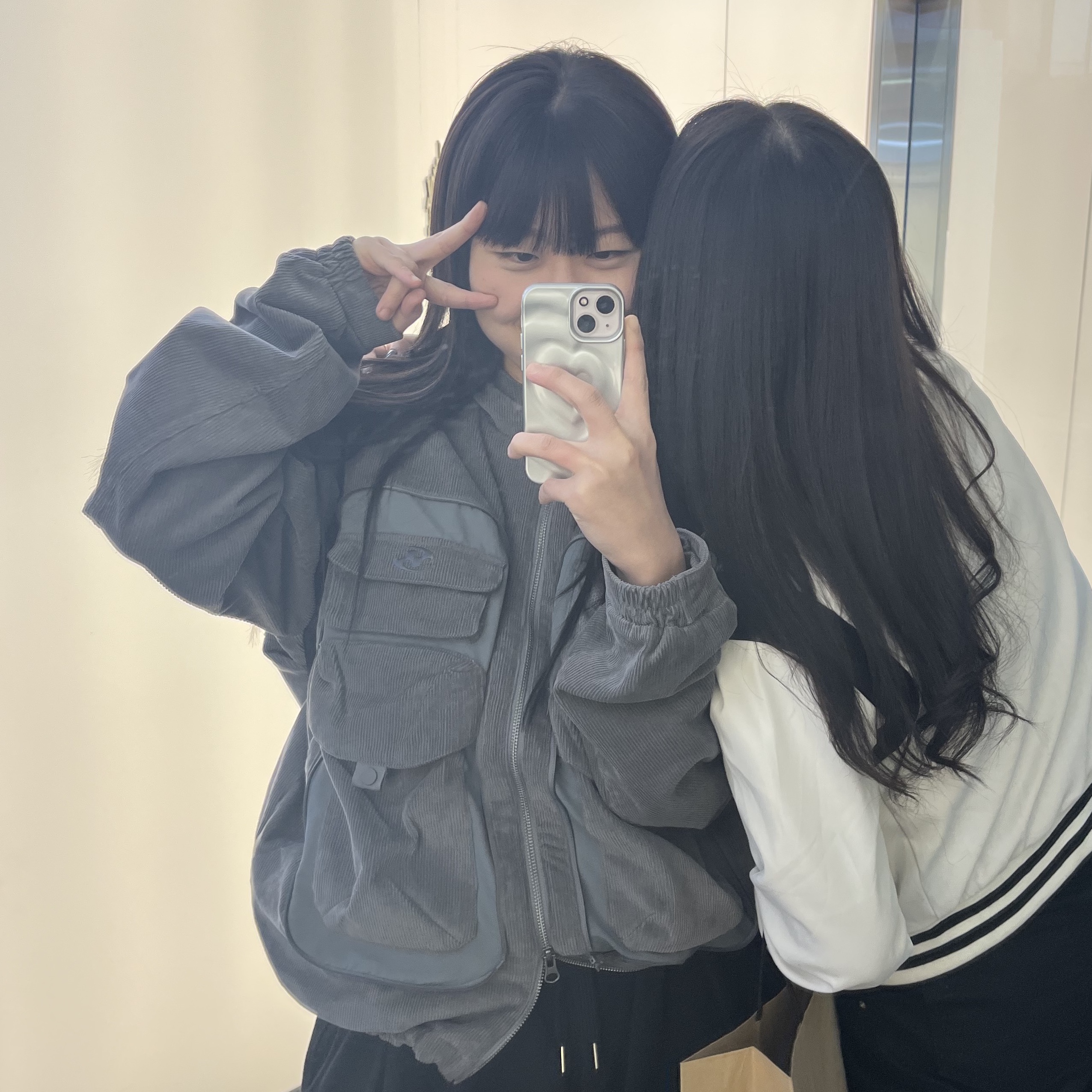 Sansan Gear Corduroy Jacket Grey  - 23FW, Sansan Gear Corduroy Jacket Black  - 23FW 착용 스타일 - 1