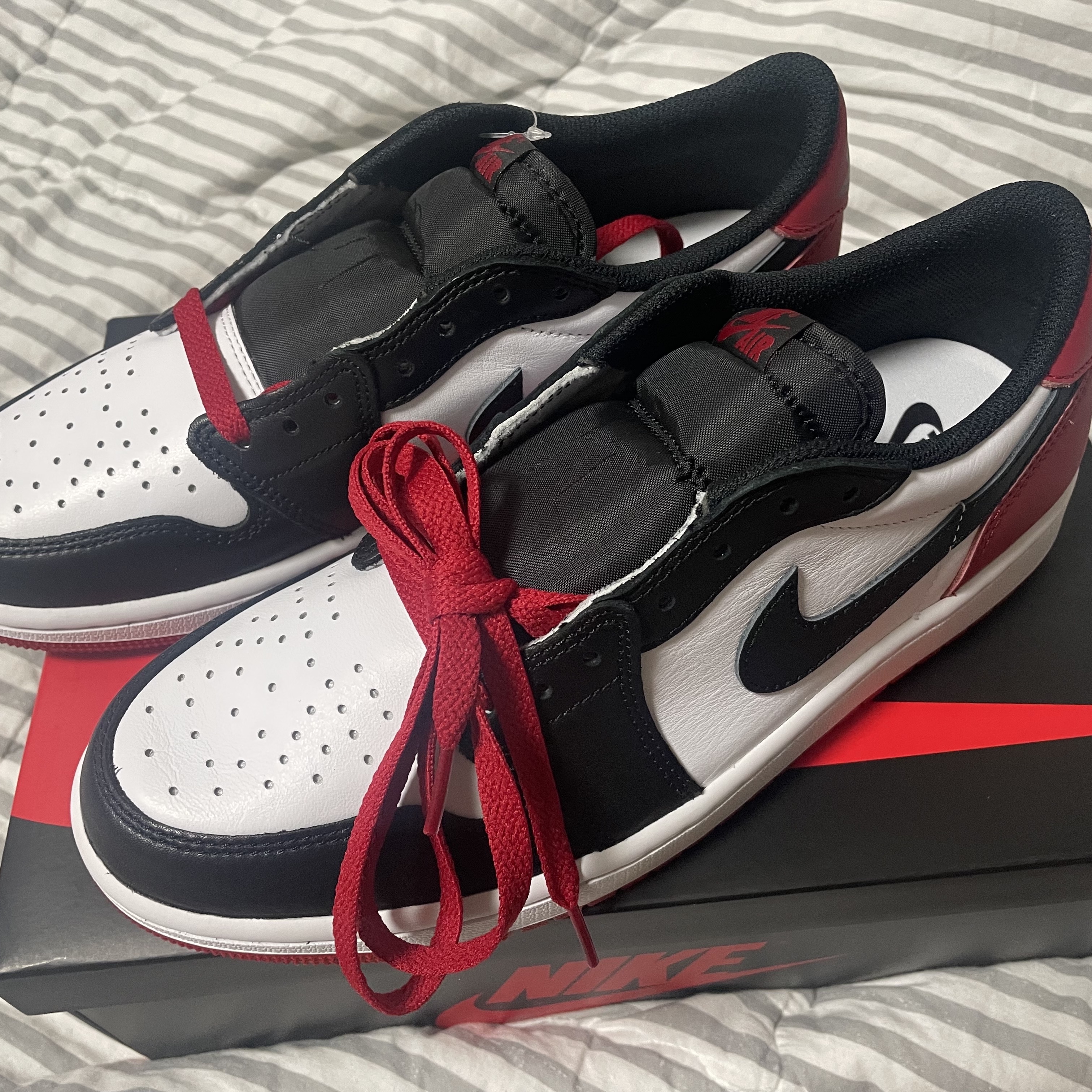 Jordan 1 Retro Low OG Black Toe 착용 스타일