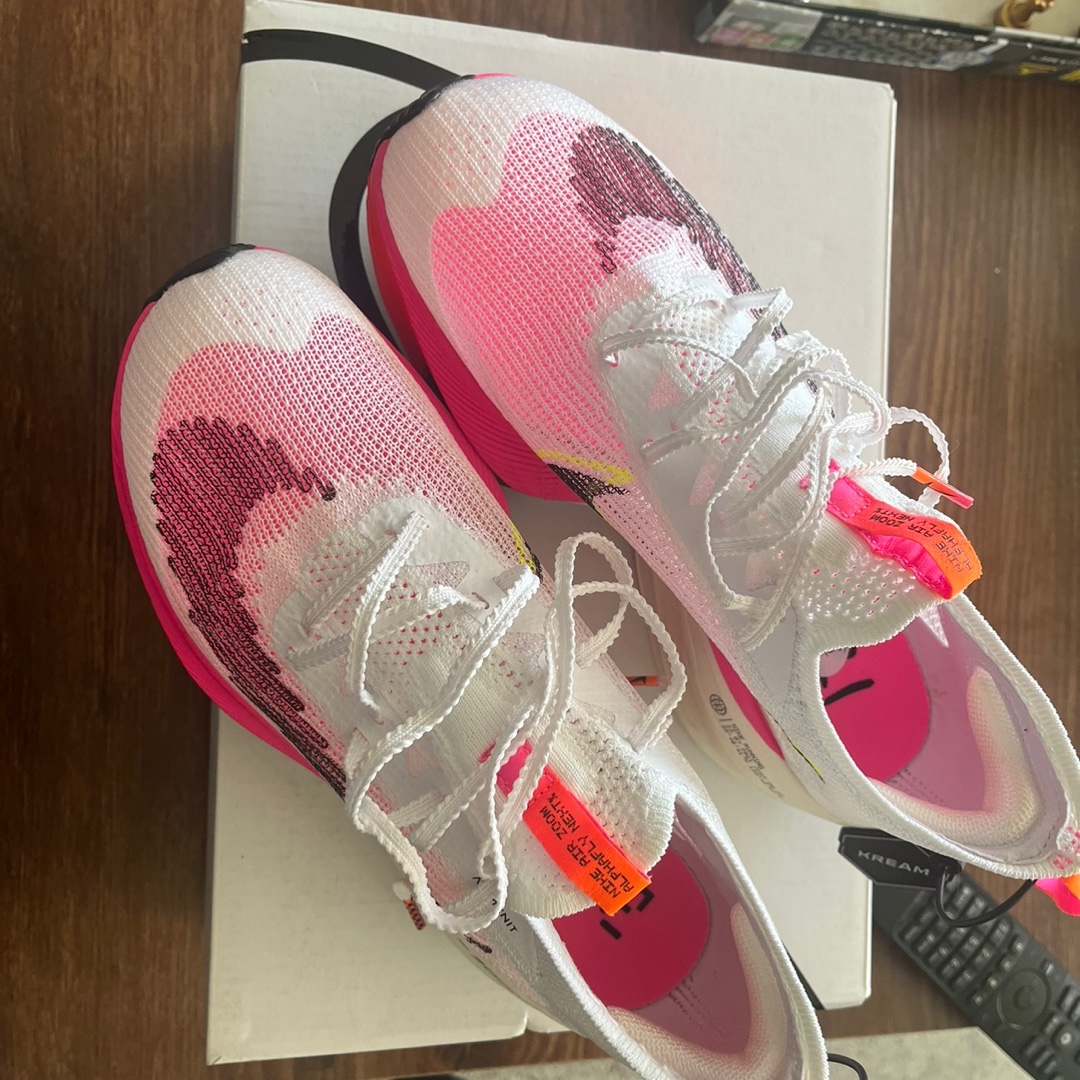 Nike Air Zoom Alphafly Next% Flyknit Rawdacious 착용 스타일