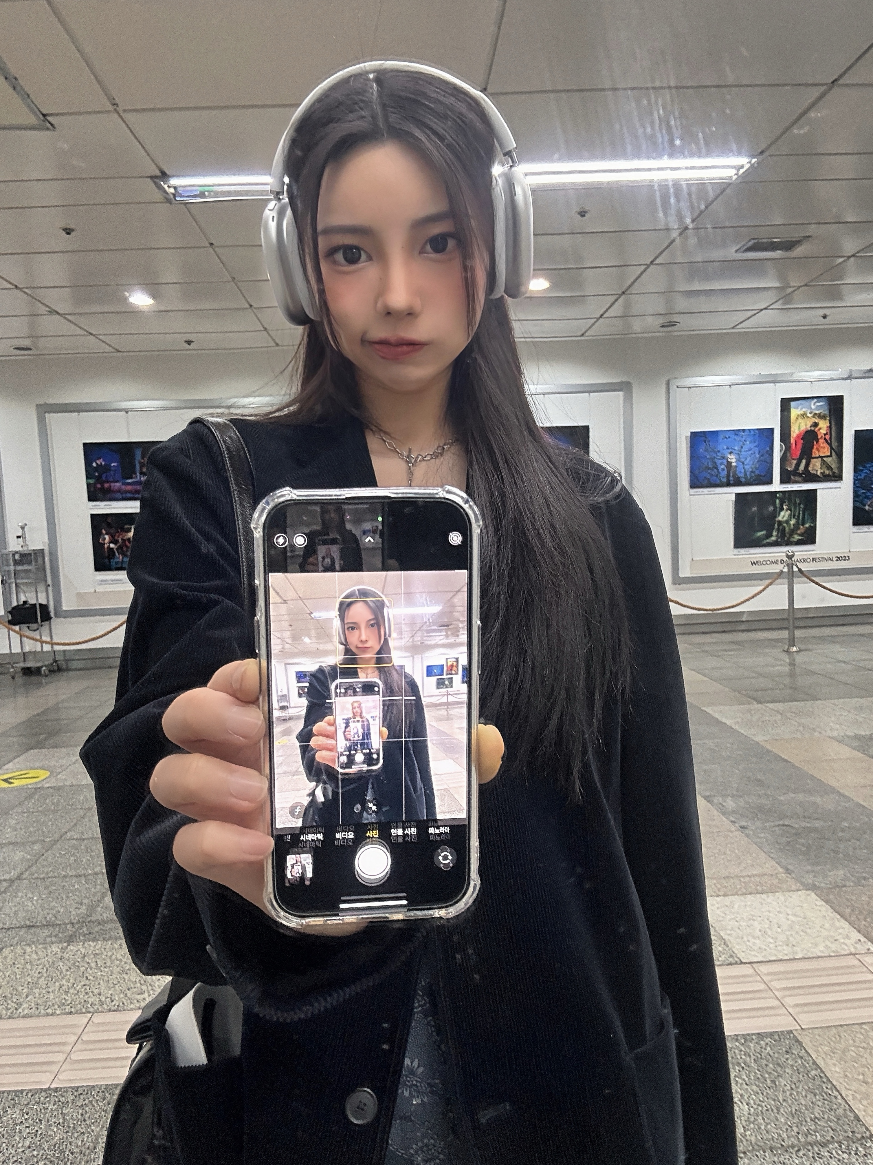Apple AirPods Max Lightning Silver (Korean Ver.) 착용 스타일