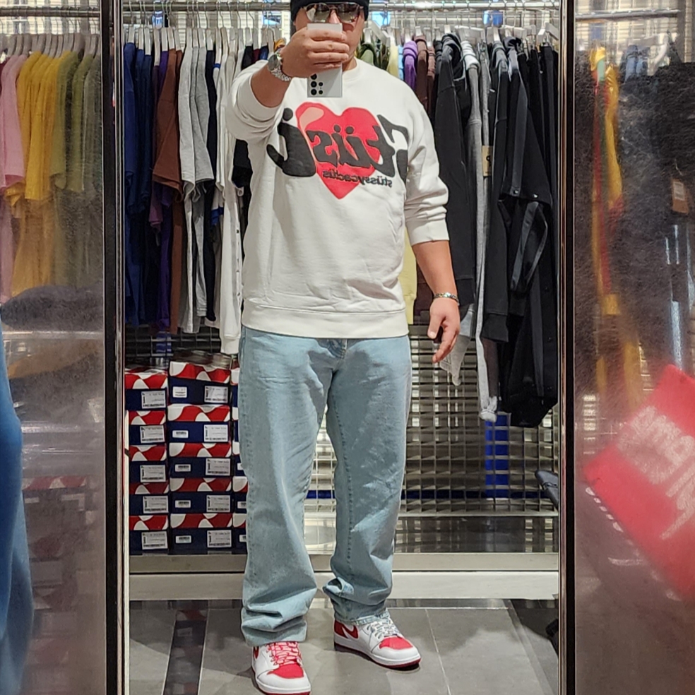 Stussy x Cactus Plant Flea Market Heart Crew, Supreme Regular Jean Washed Blue - 23FW 착용 스타일