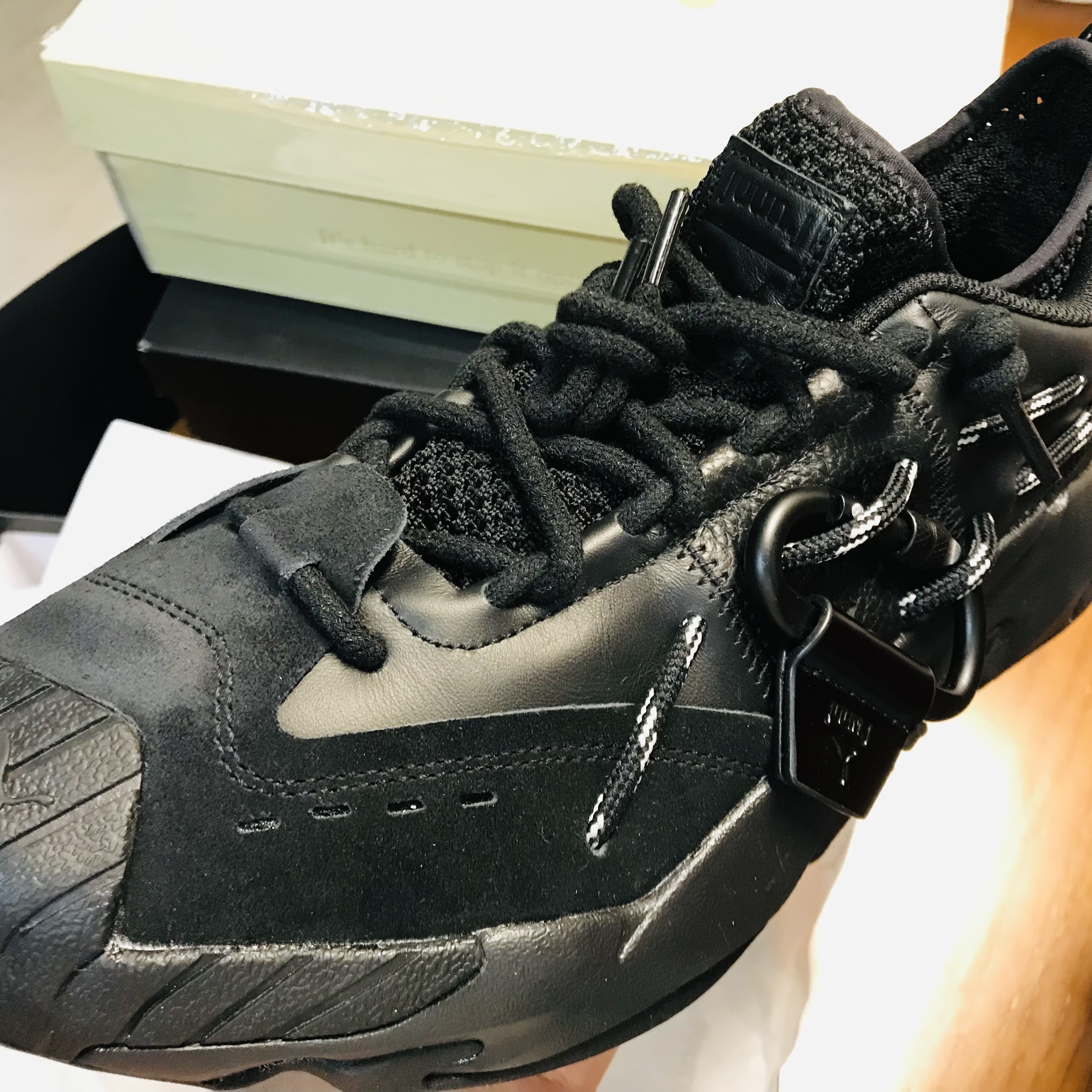 Puma x Juun.J Plexus Black 착용 스타일