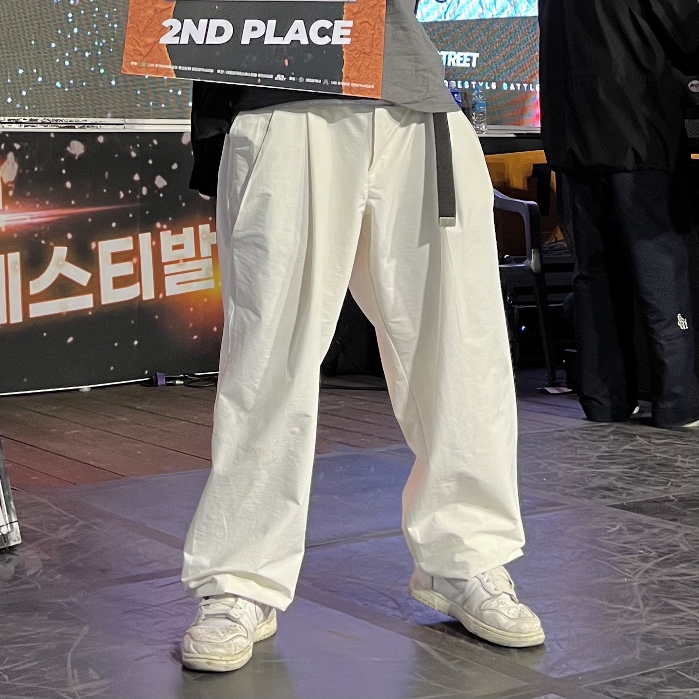 Nike Dunk High SP Pure Platinum 착용 스타일