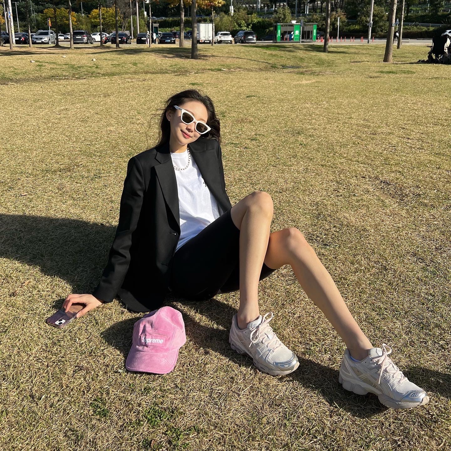 Supreme Suede Camp Cap Pink - 23SS, (W) Asics Gel-Nimbus 9 Cream Mineral Beige 착용 스타일