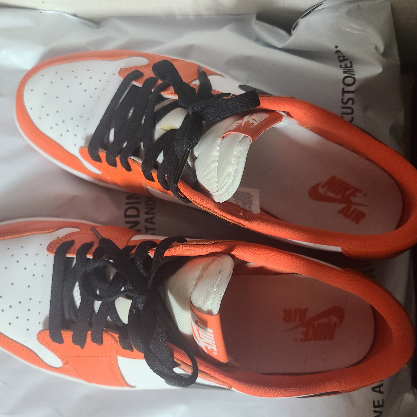 Jordan 1 Low OG Starfish 착용 스타일