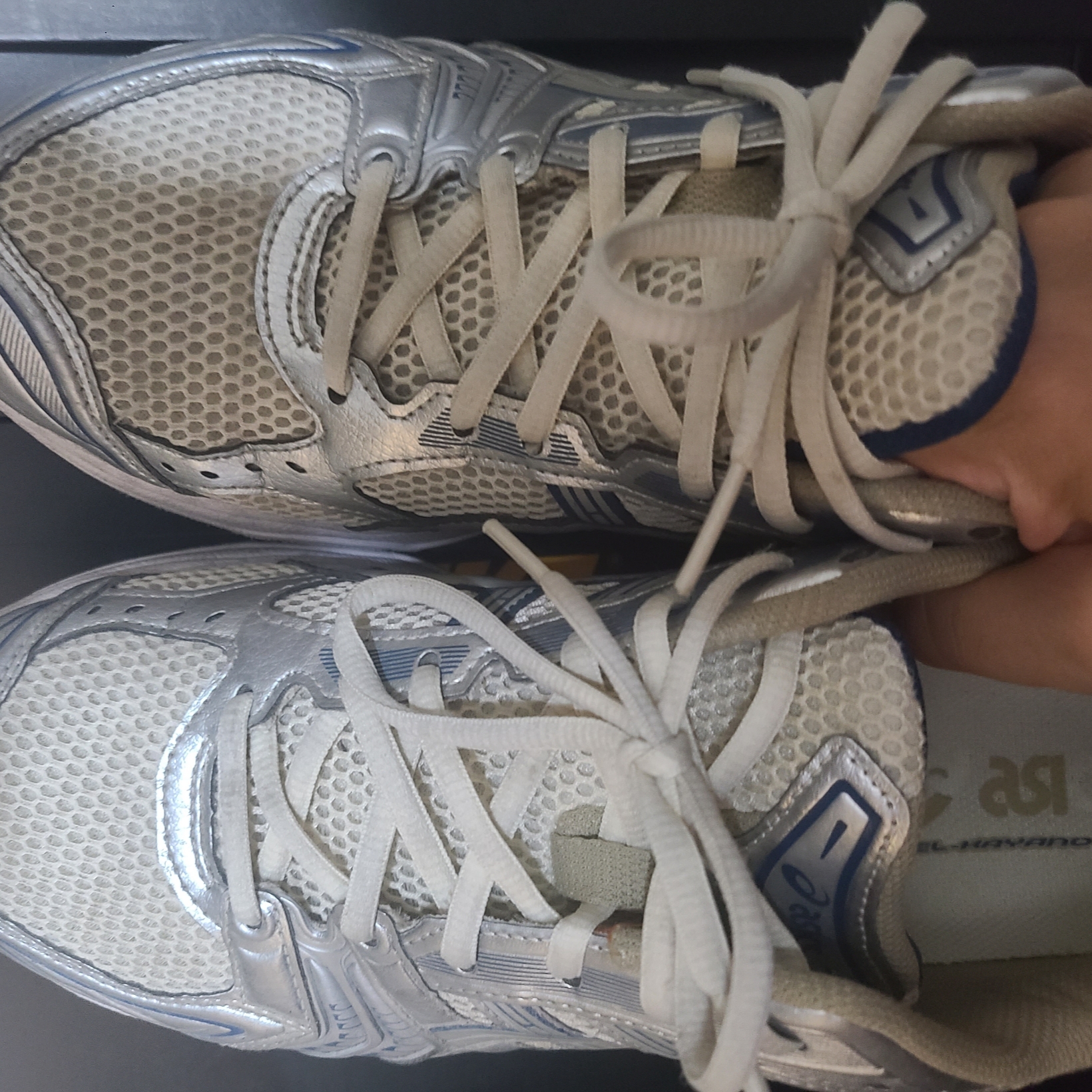 Asics Gel-Kayano 14 Cream Pure Silver 착용 스타일