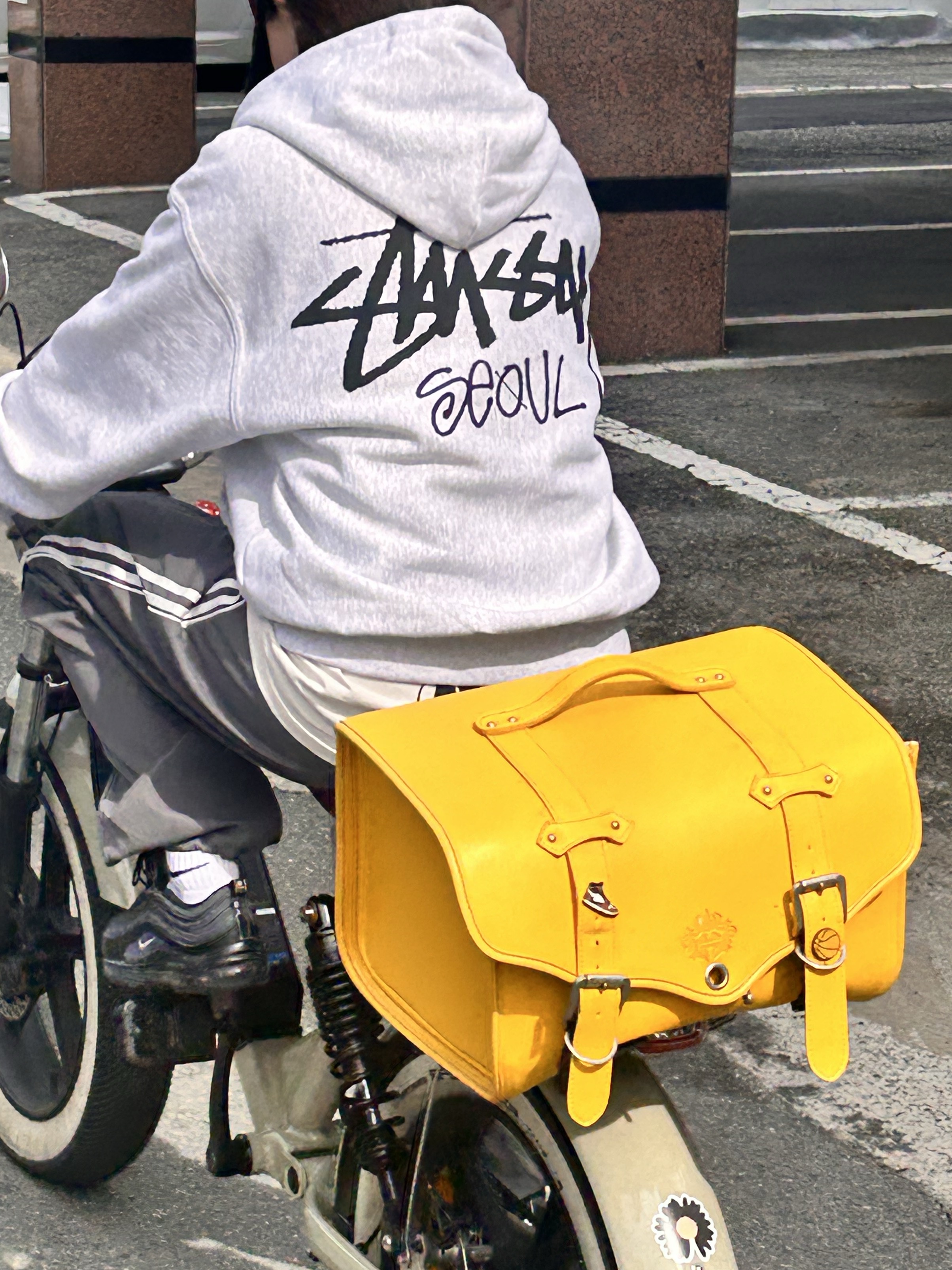 Stussy Stock Seoul Zip Hood Ash Heather 2023 착용 스타일