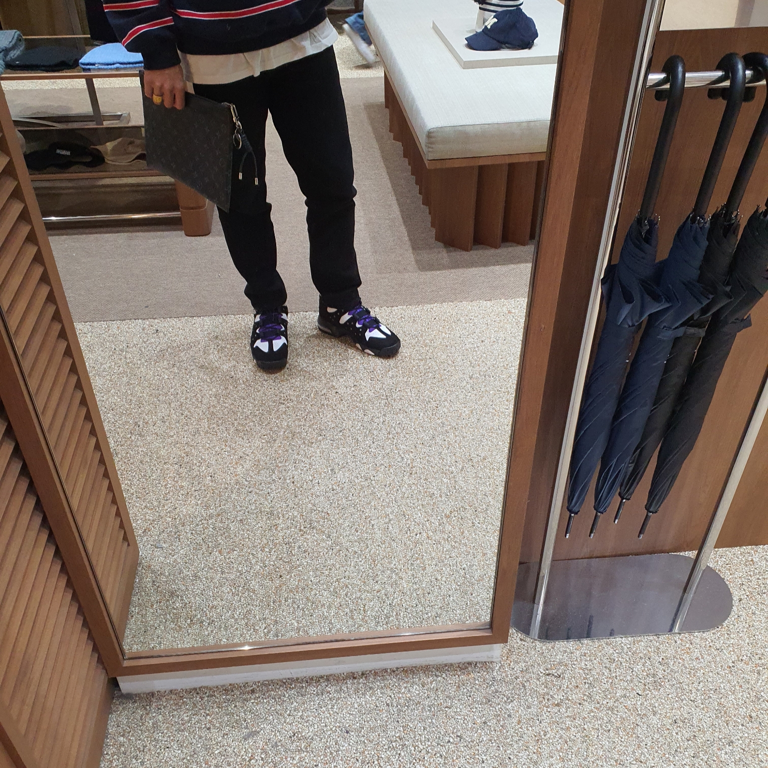 Nike Air Max 2 CB 94 Black and Pure Purple 착용 스타일