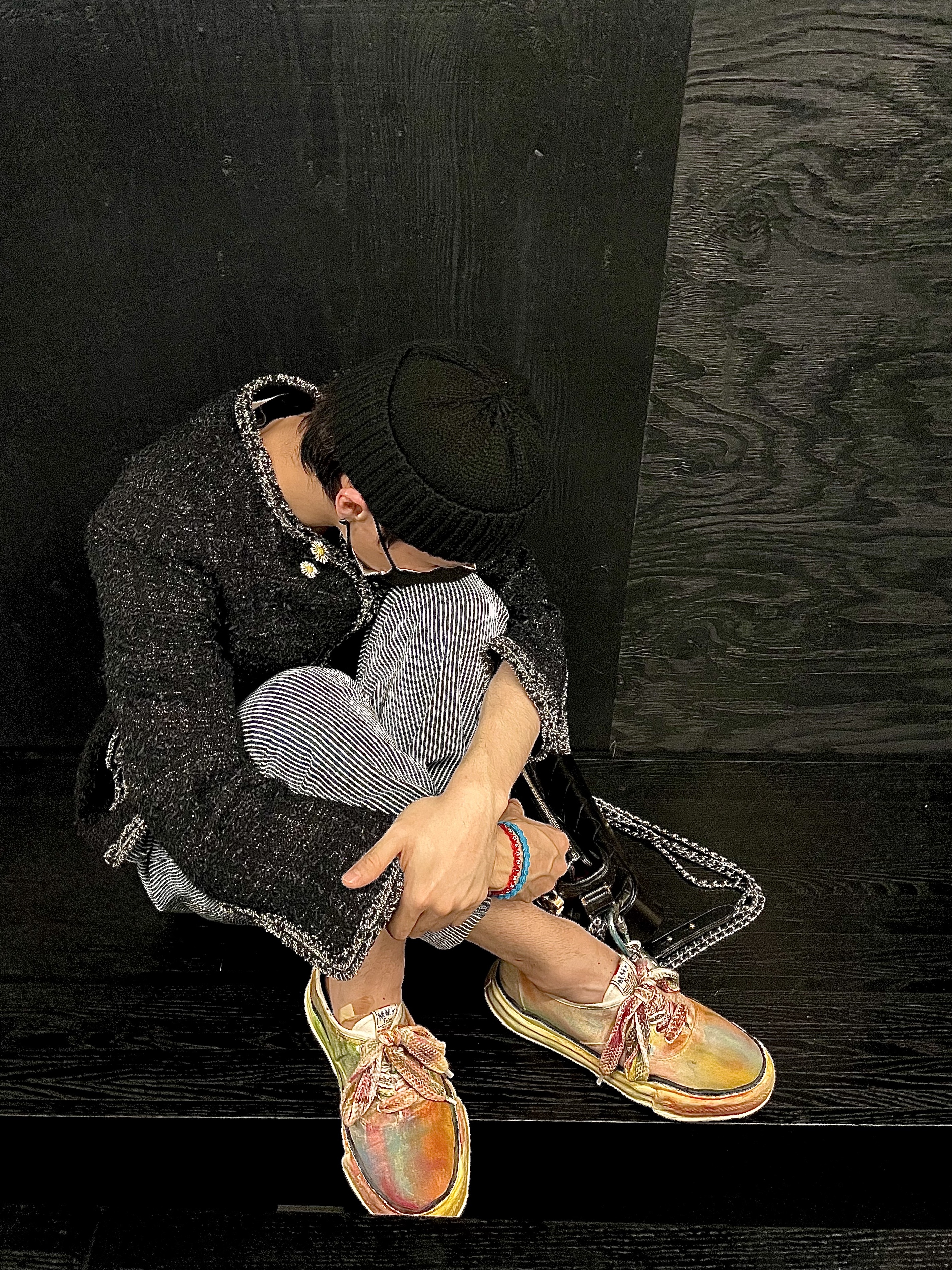 Maison Mihara Yasuhiro Baker OG Sole OD Canvas Low-top Sneakers White, Chanel Gabrielle Large Hobo Bag Aged Calfskin & Gold Black 착용 스타일 - 2