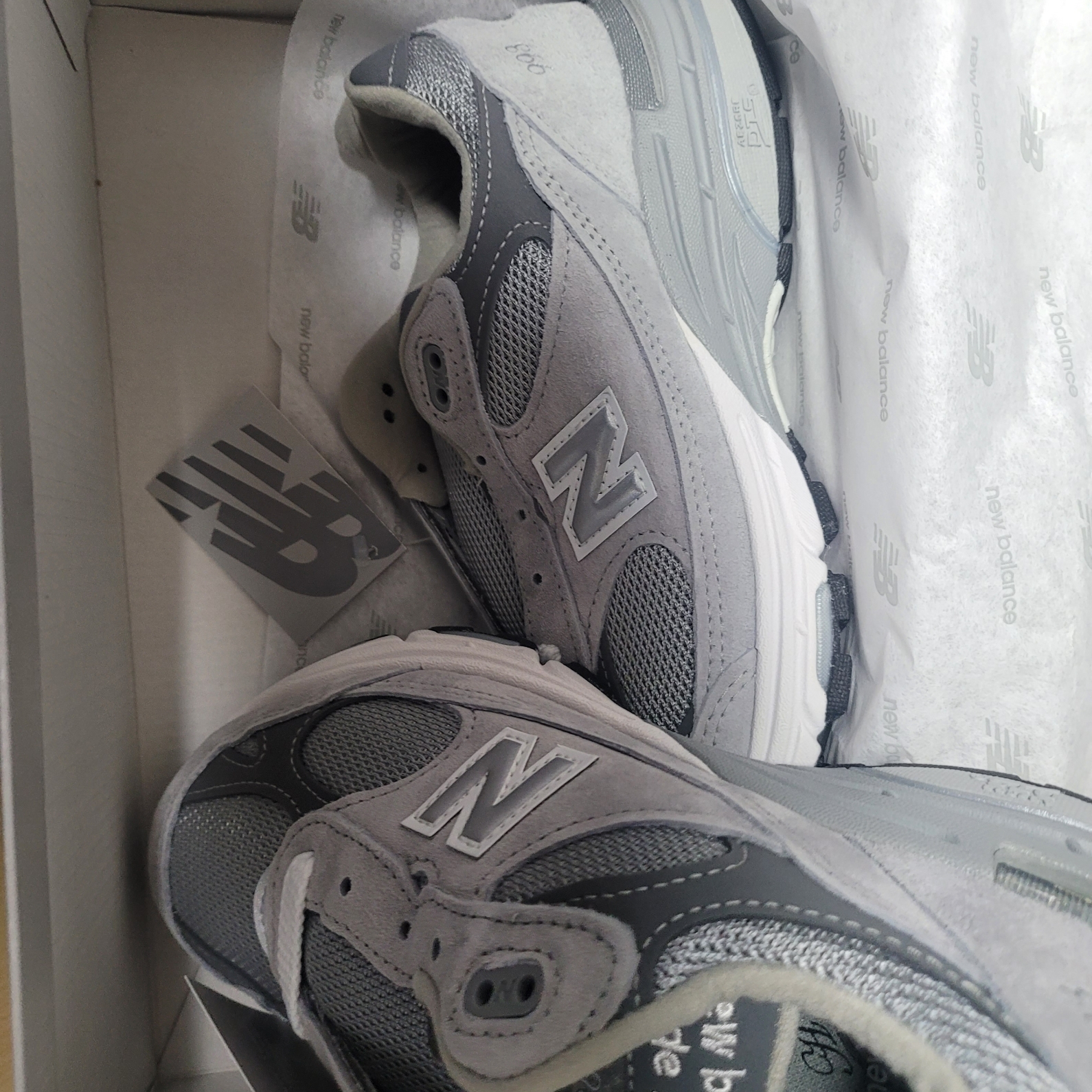 (W) New Balance 993 Made in USA Grey - B Standard 착용 스타일