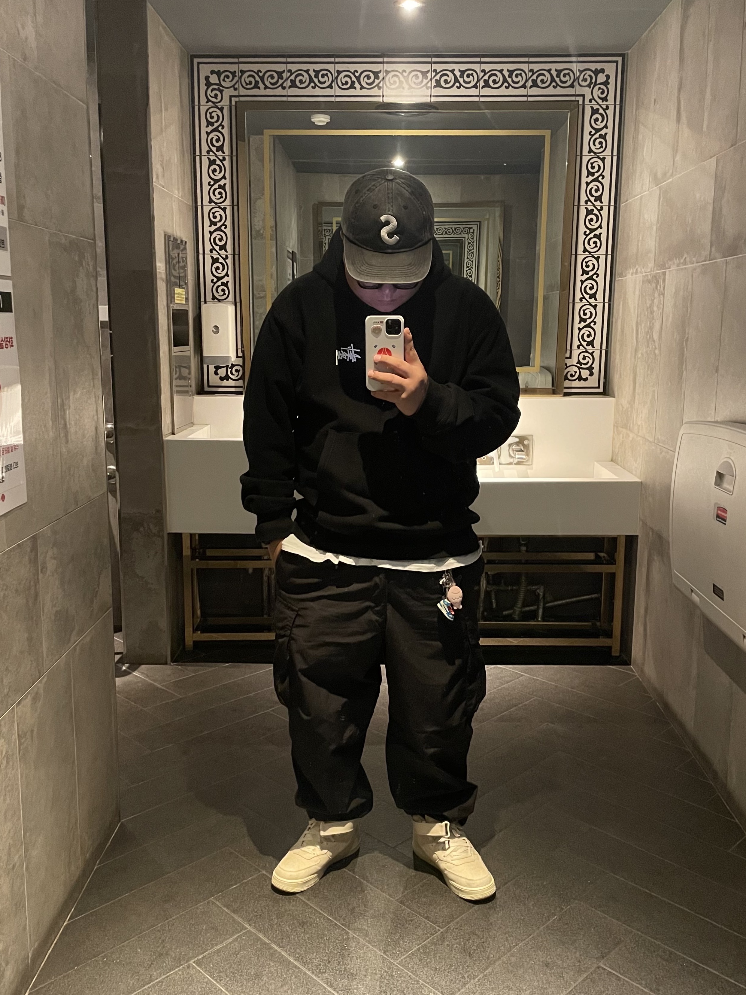Stussy Basic Stussy Hoodie Black 2022, Casio G-Shock x Supreme x The North Face DW-6900 Black 착용 스타일