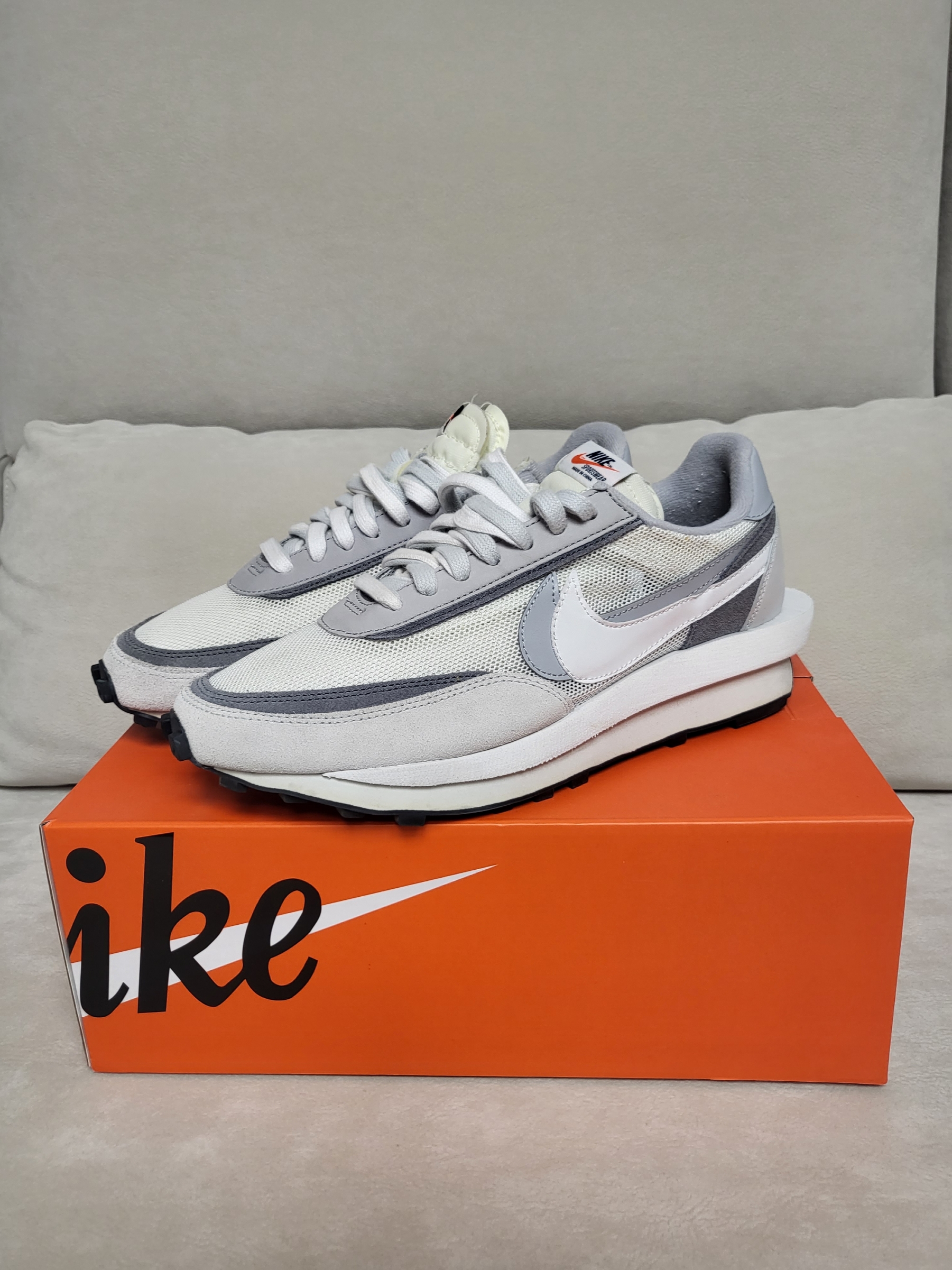 Nike x Sacai LDWaffle Summit White 착용 스타일