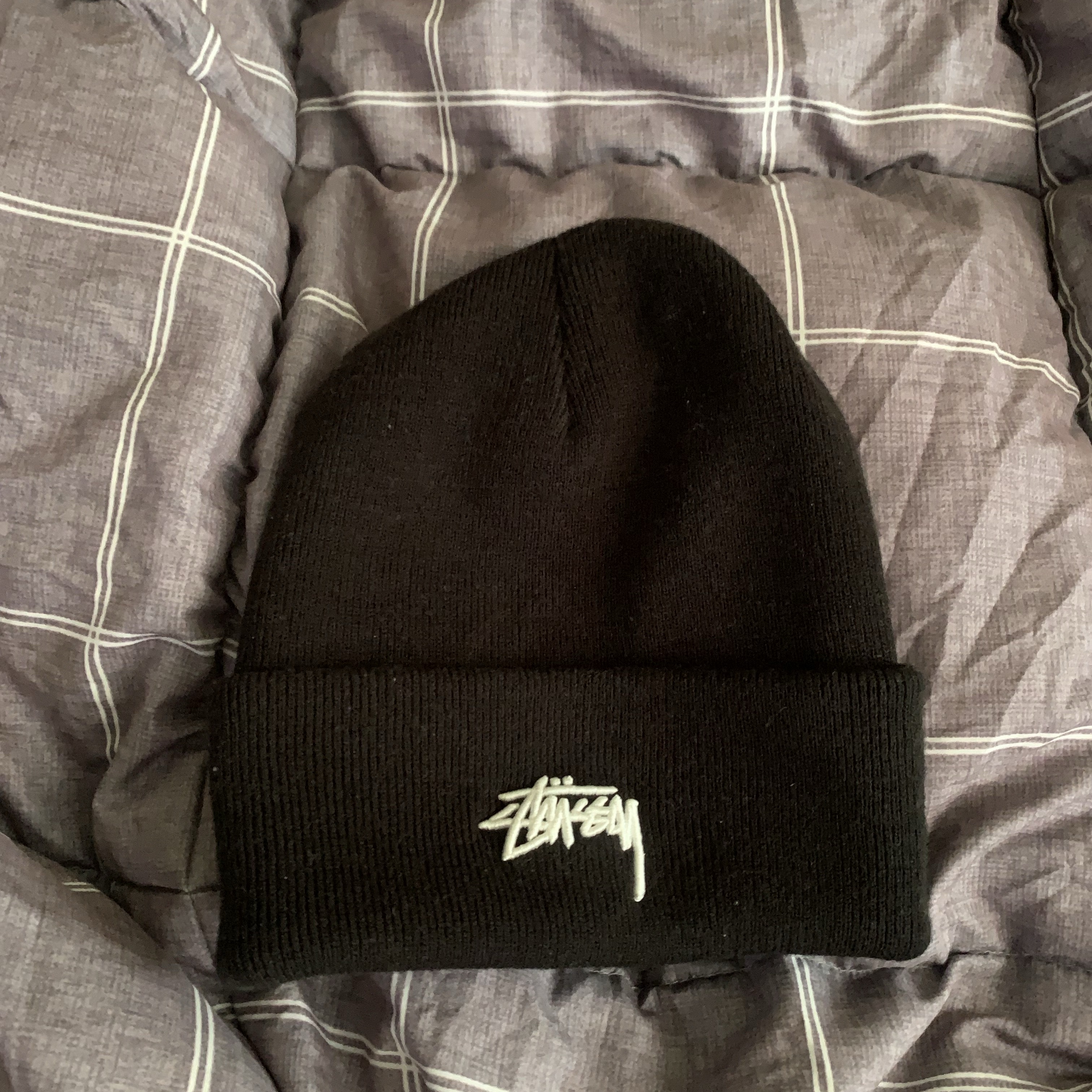 Nike x Stussy NRG Cuffed Beanie Black 착용 스타일 - 1