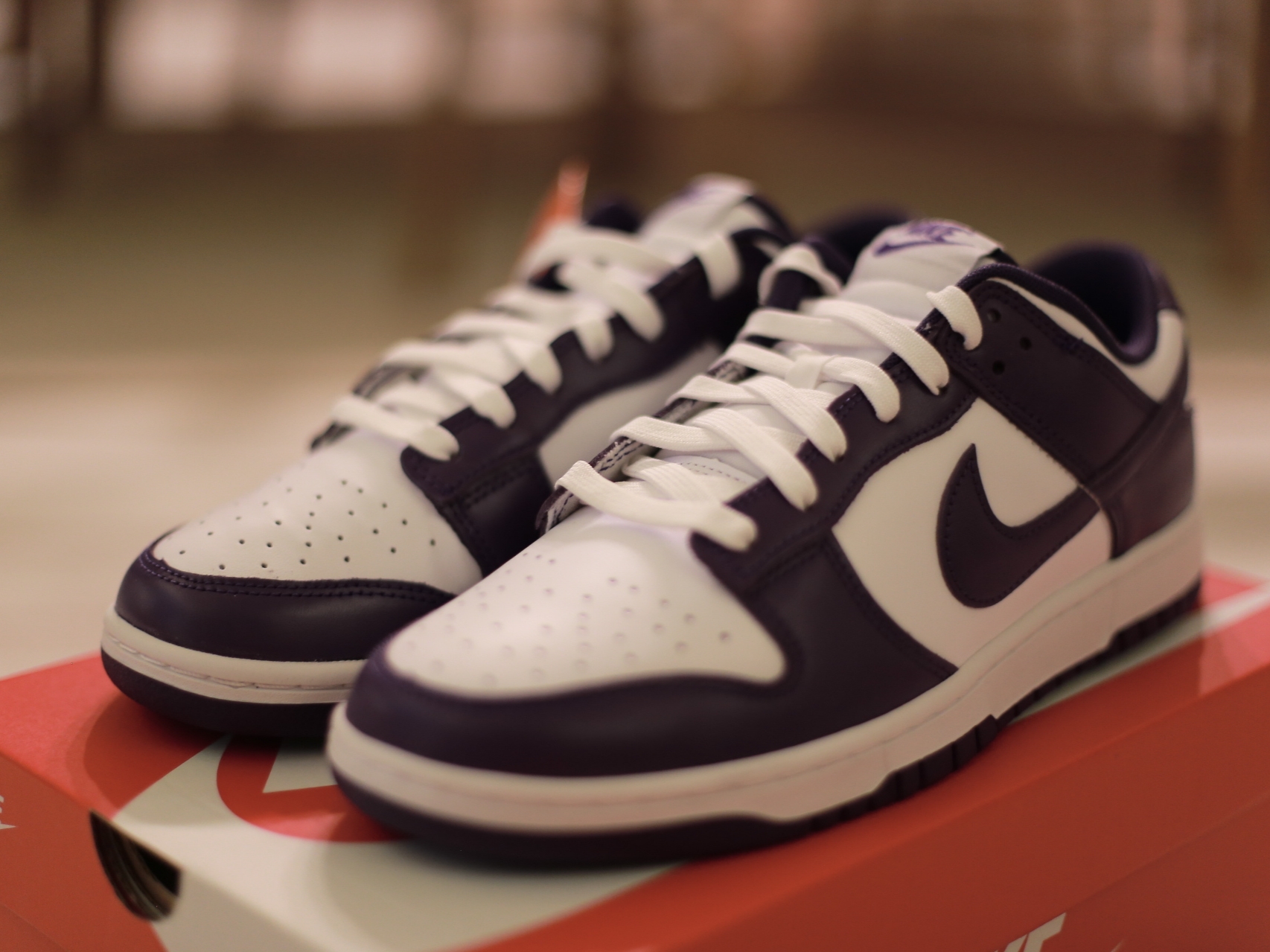 Nike Dunk Low Retro Championship Court Purple 착용 스타일 - 2