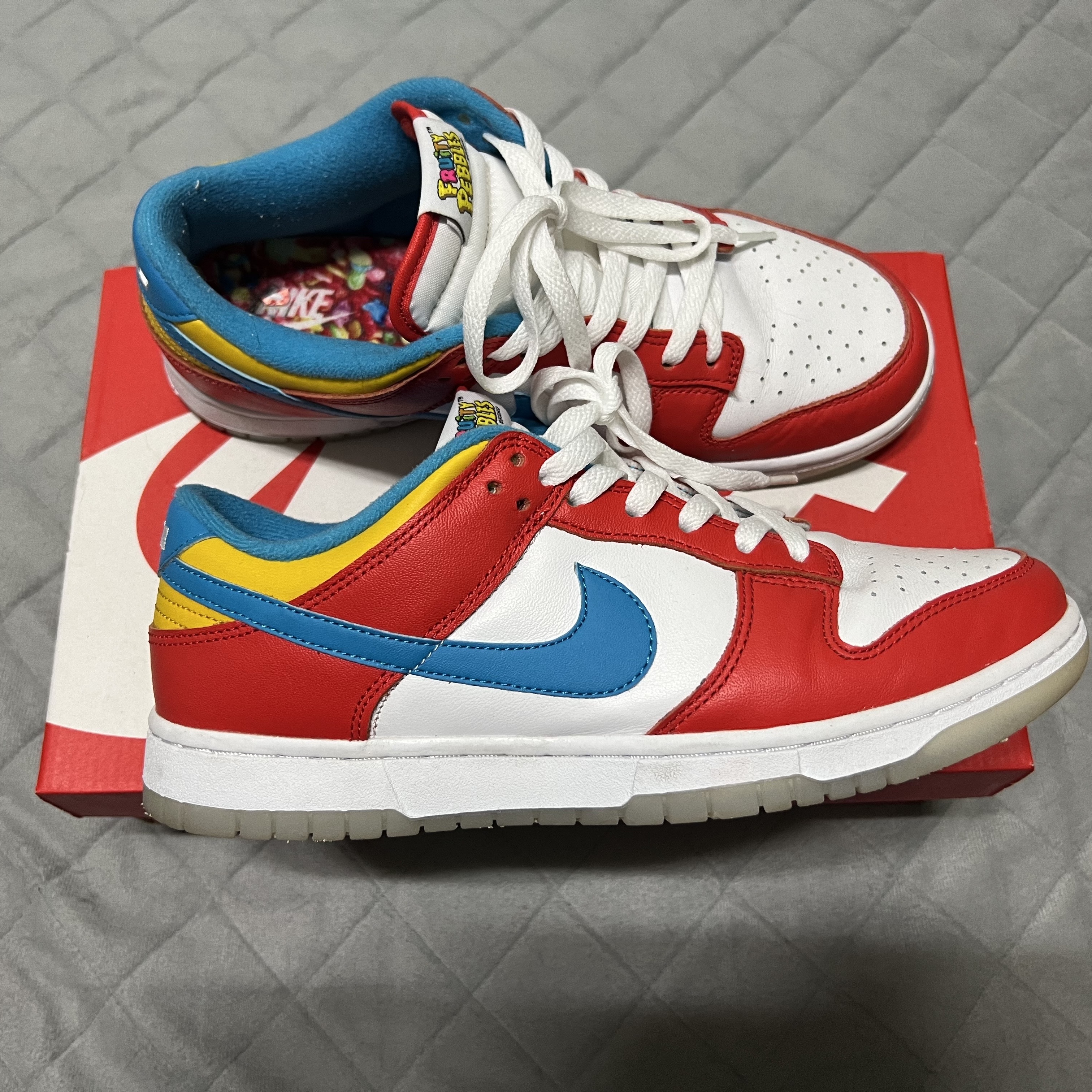Nike x LeBron James x Fruity Pebbles Dunk Low QS Habanero Red 착용 스타일 - 2