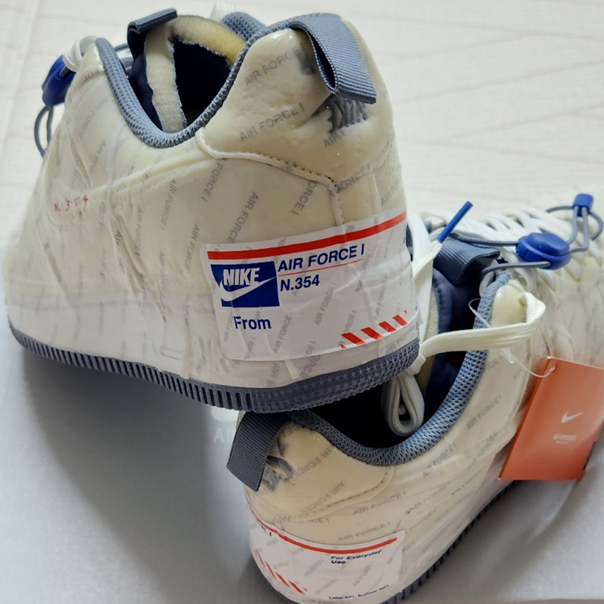 Nike Air Force 1 Low Experimental Postal Ghost 착용 스타일 - 3