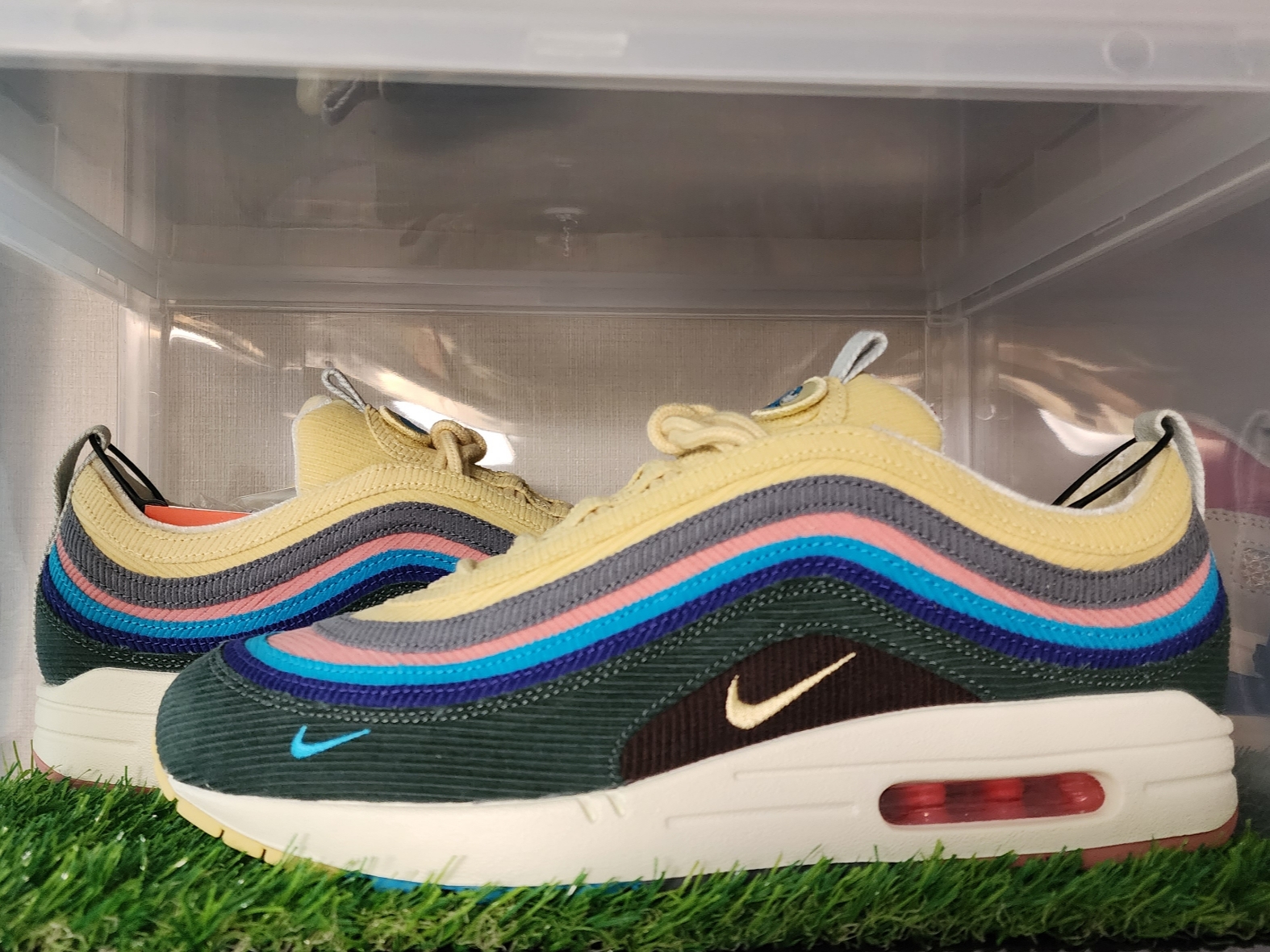 Nike x Sean Wotherspoon Air Max 1/97 착용 스타일