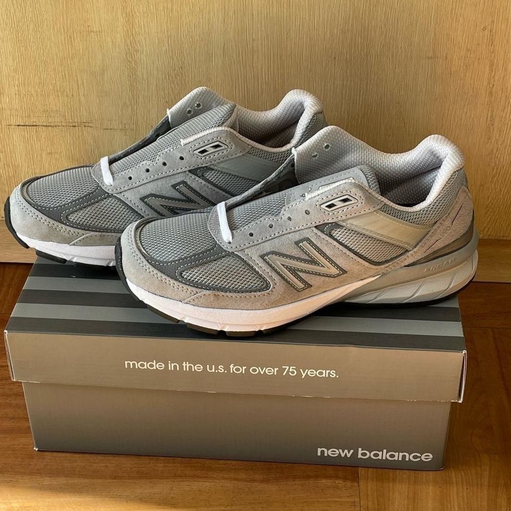 New Balance 990v5 Made in USA Grey - 4E Extra Wide 착용 스타일