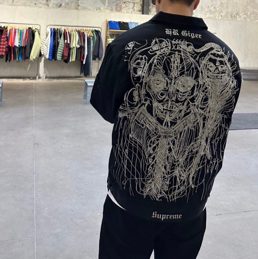 Supreme H.R.Giger EmbroideredWorkJacket - www.magnumaccountancy.com