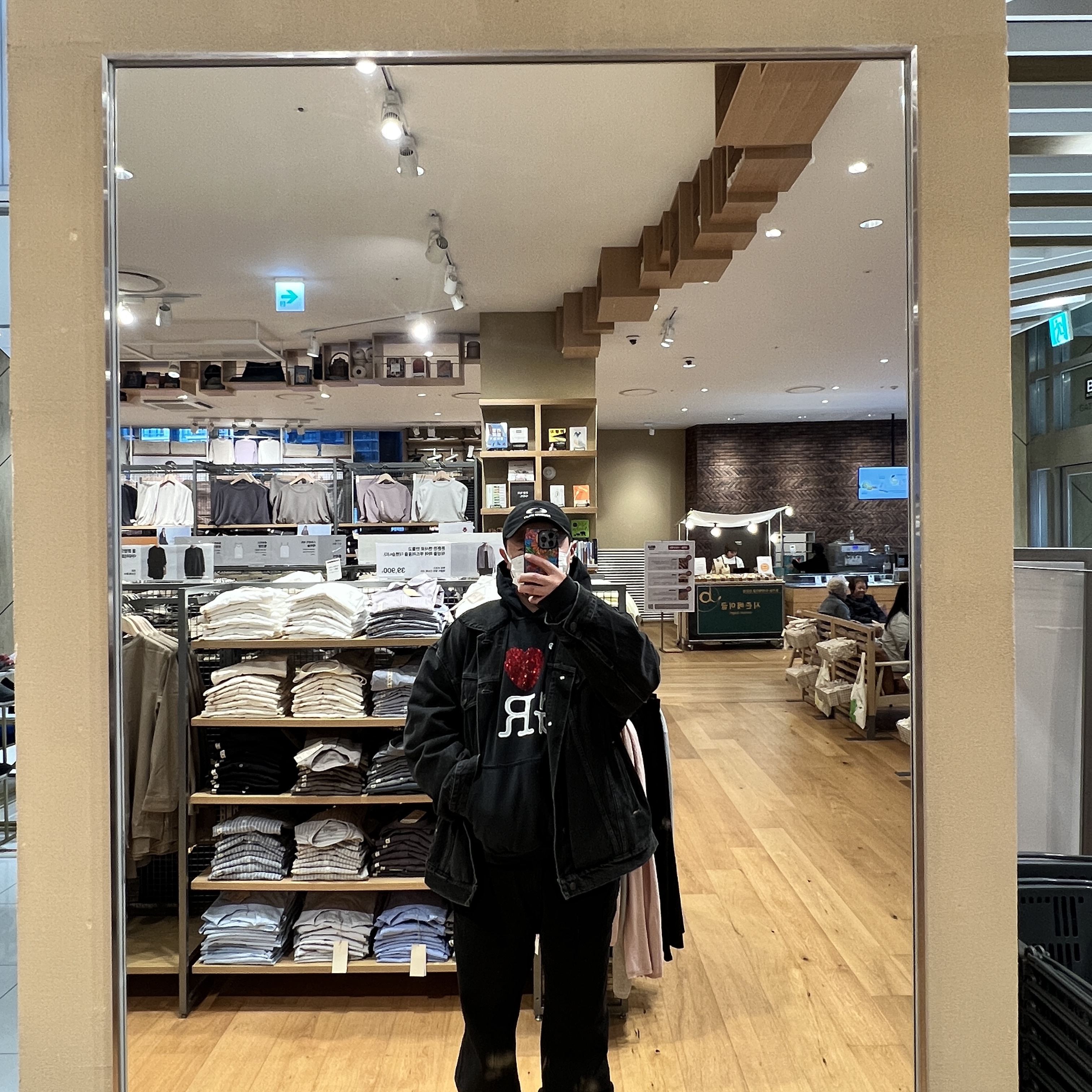 Project G/R I Love GR Hoodie Black - Haus of GR Exclusive 착용 스타일