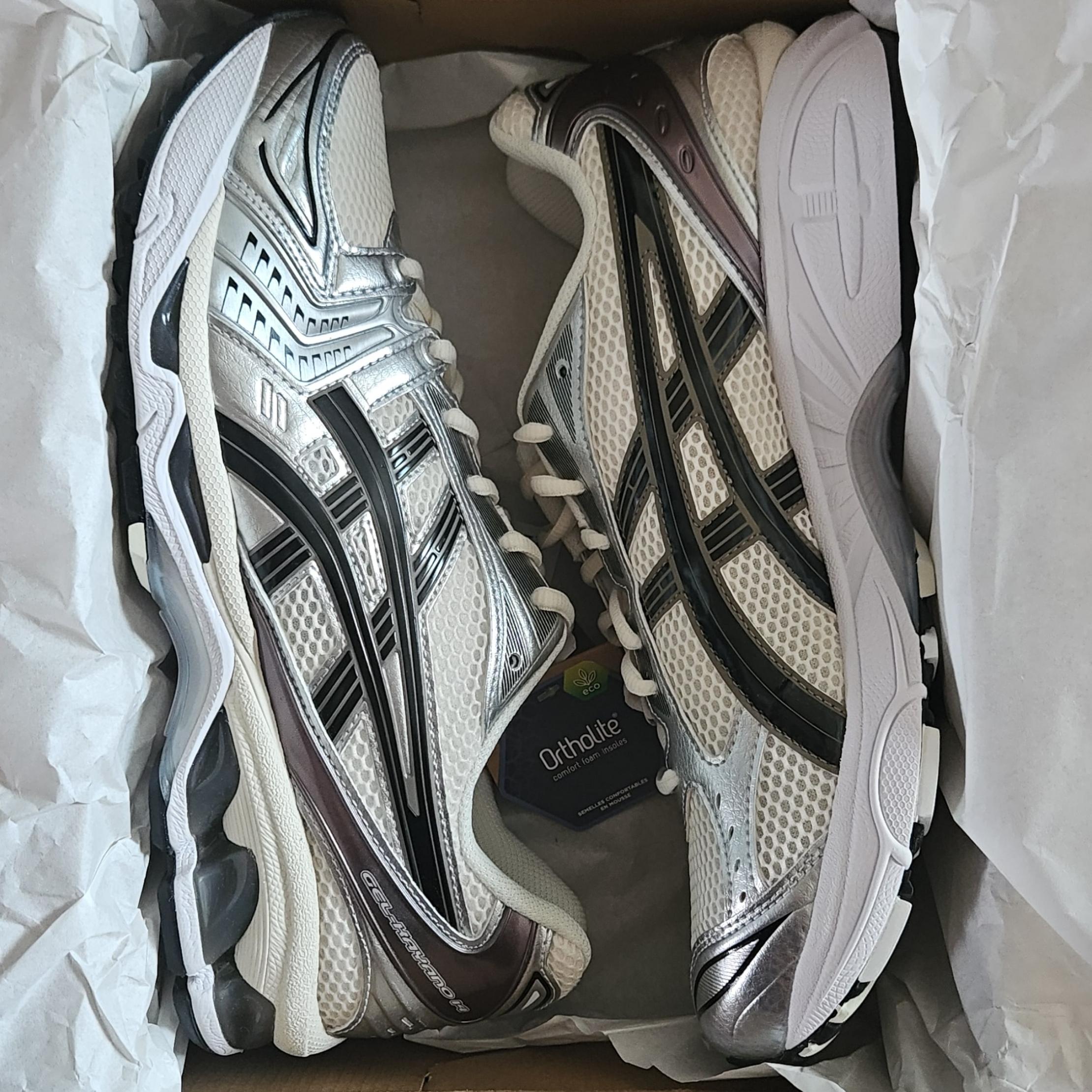 Asics Gel-Kayano 14 Cream Black 착용 스타일