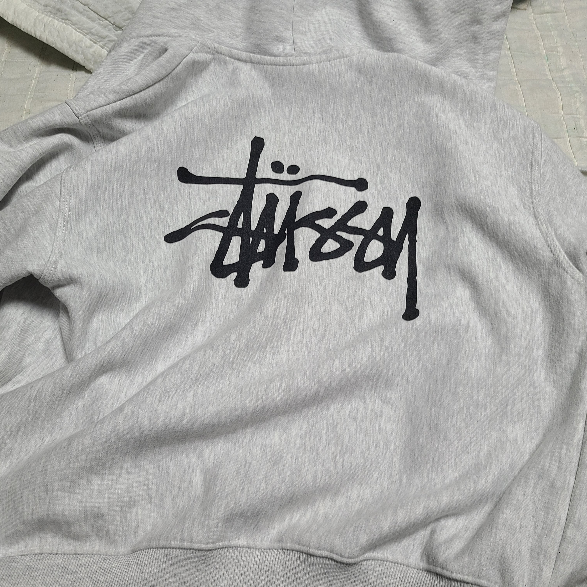 Stussy Basic Stussy Zip Hoodie Ash Heather 2023 착용 스타일