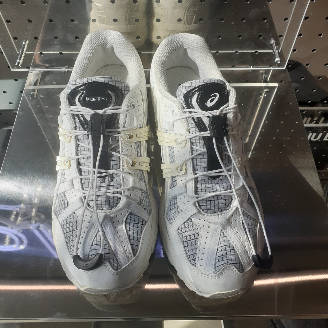 (W) Asics x Matin Kim Gel-Sonoma 15-50 Glacier Grey White, (W) Asics x Matin Kim Gel-Sonoma 15-50 Black Pure Silver 착용 스타일 - 2