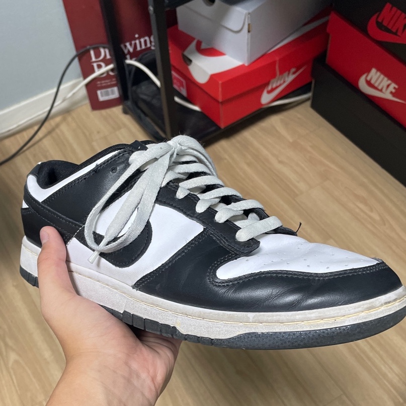 Jordan 1 Retro Low OG Black and Dark Powder Blue, Nike Dunk Low Retro Black 착용 스타일 - 2