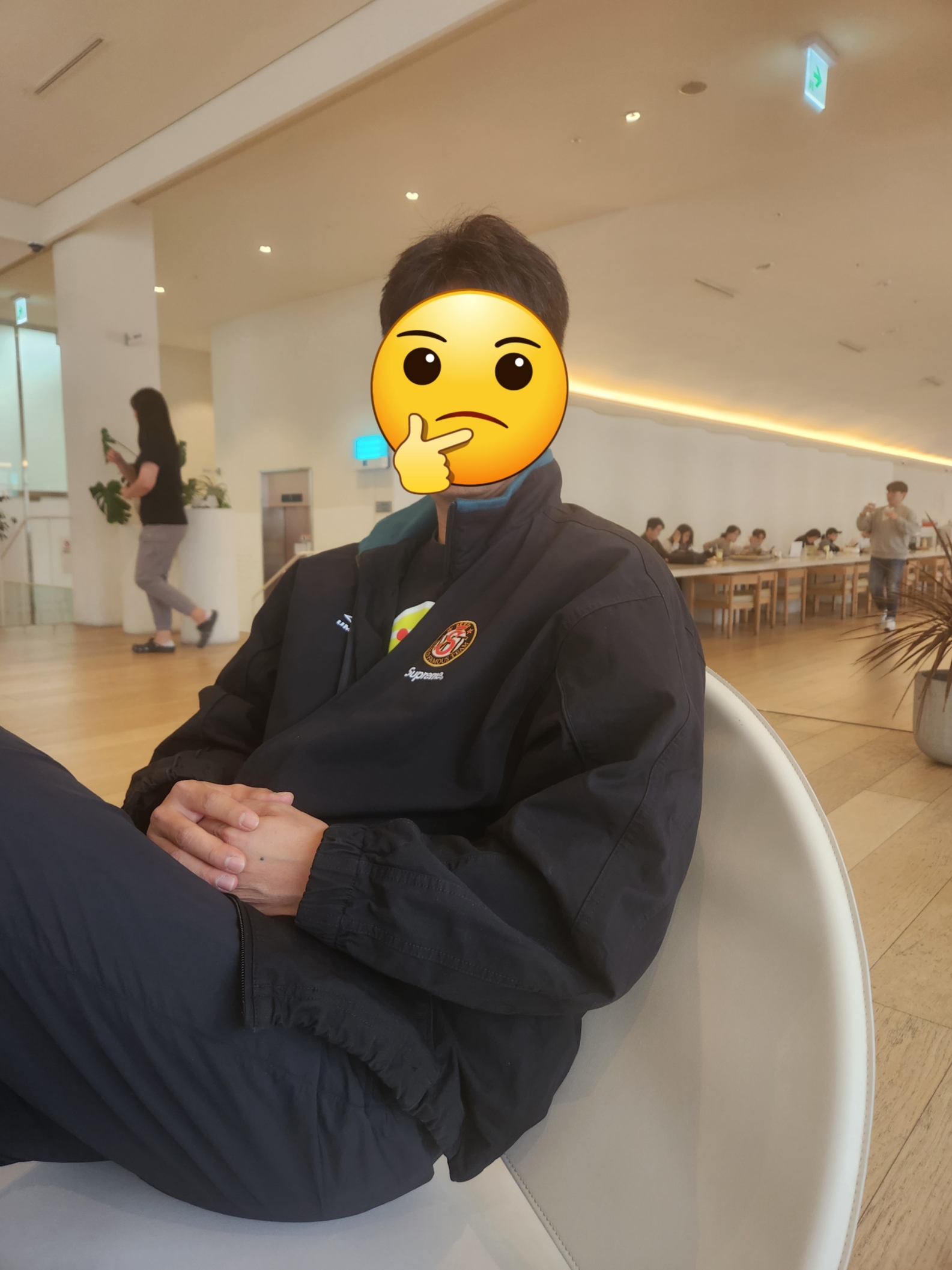 (PS) Jordan 1 x Travis Scott Retro Low OG SP Black Phantom, Supreme x Umbro Cotton Ripstop Track Jacket Black - 23FW 착용 스타일 - 2