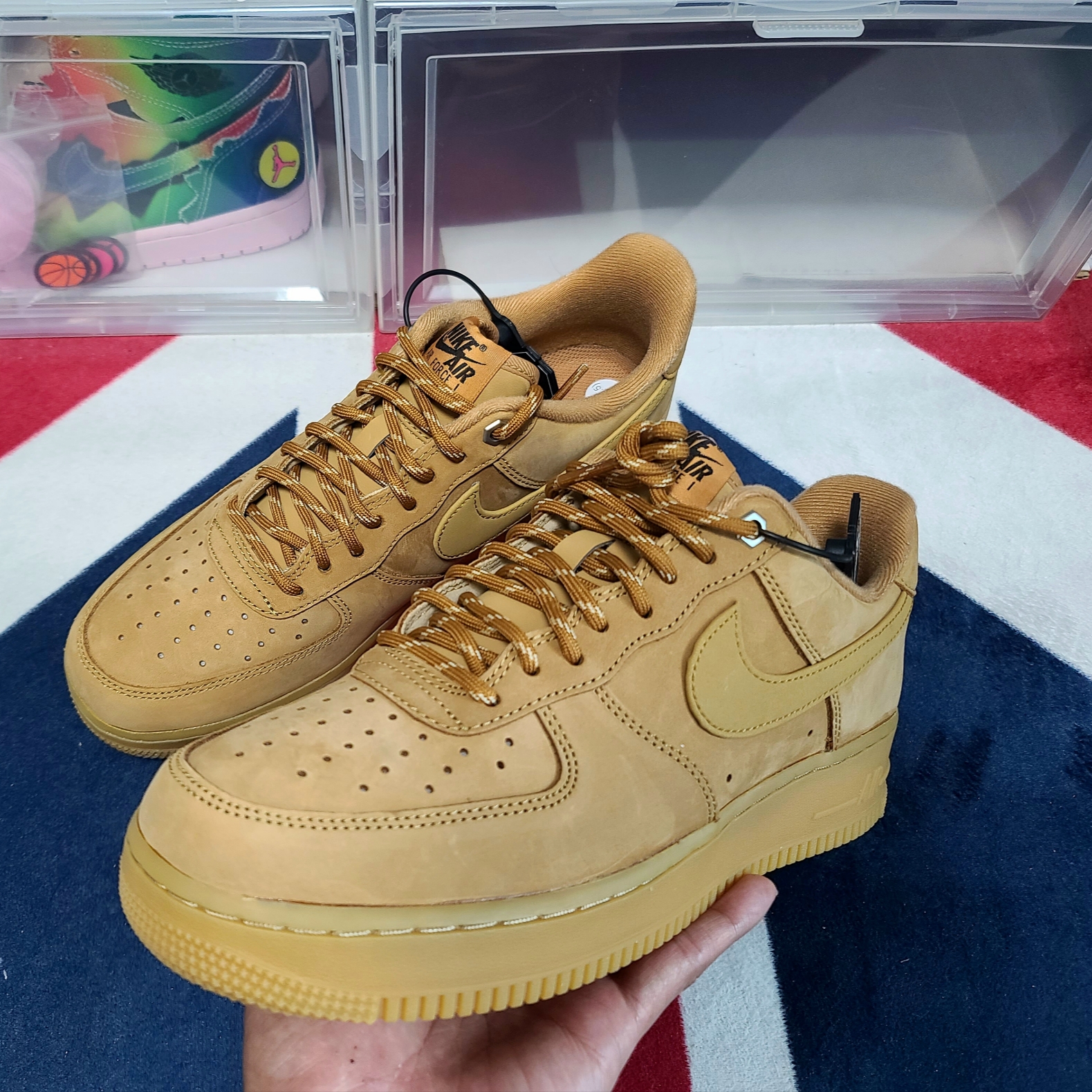 Nike Air Force 1 '07 WB Flax 착용 스타일