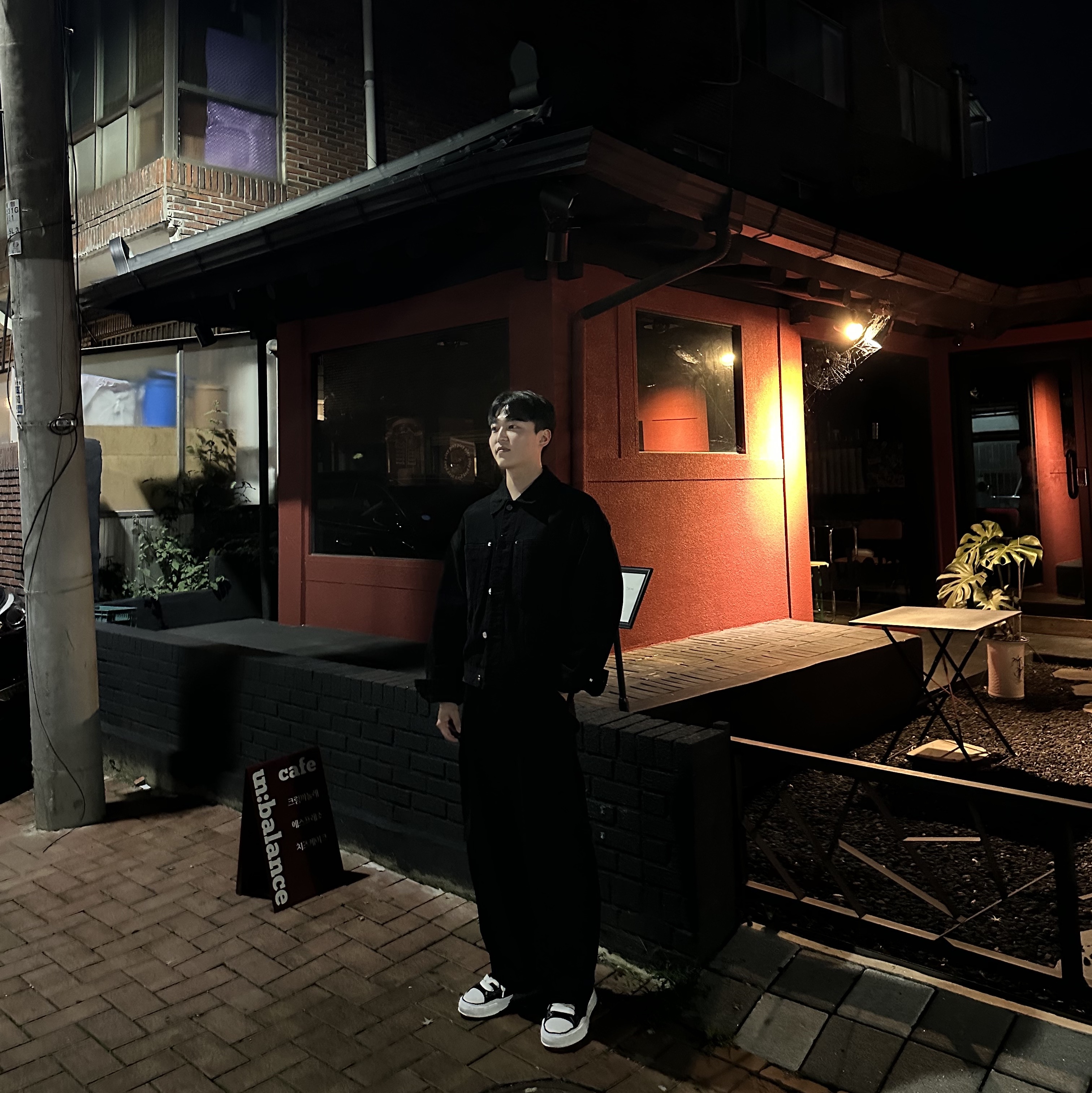 Wooyoungmi Cropped Denim Jumper Black - 23FW, Wooyoungmi Folding Long Pants Black - 22FW 착용 스타일