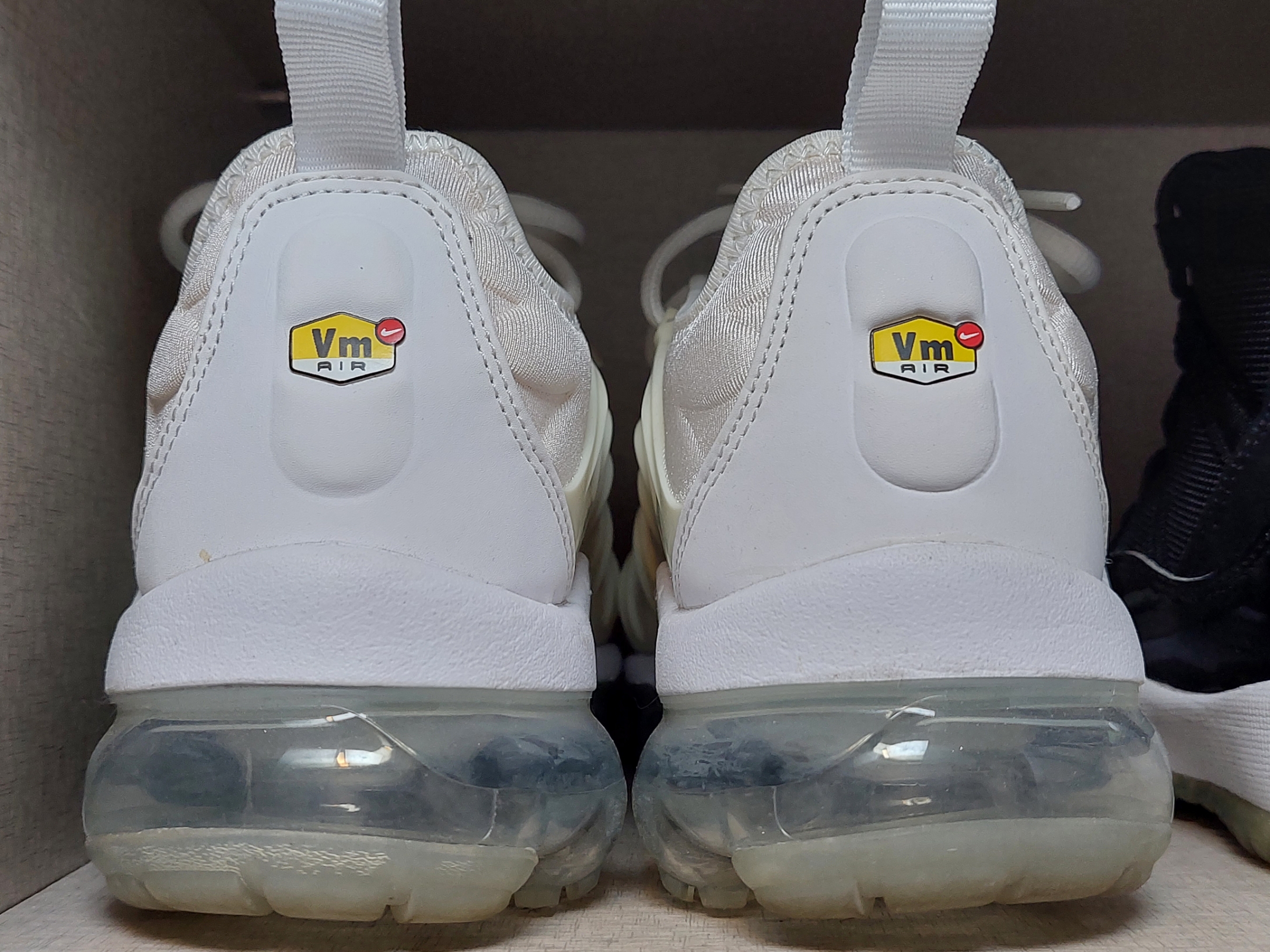 Nike Air VaporMax Plus White 착용 스타일