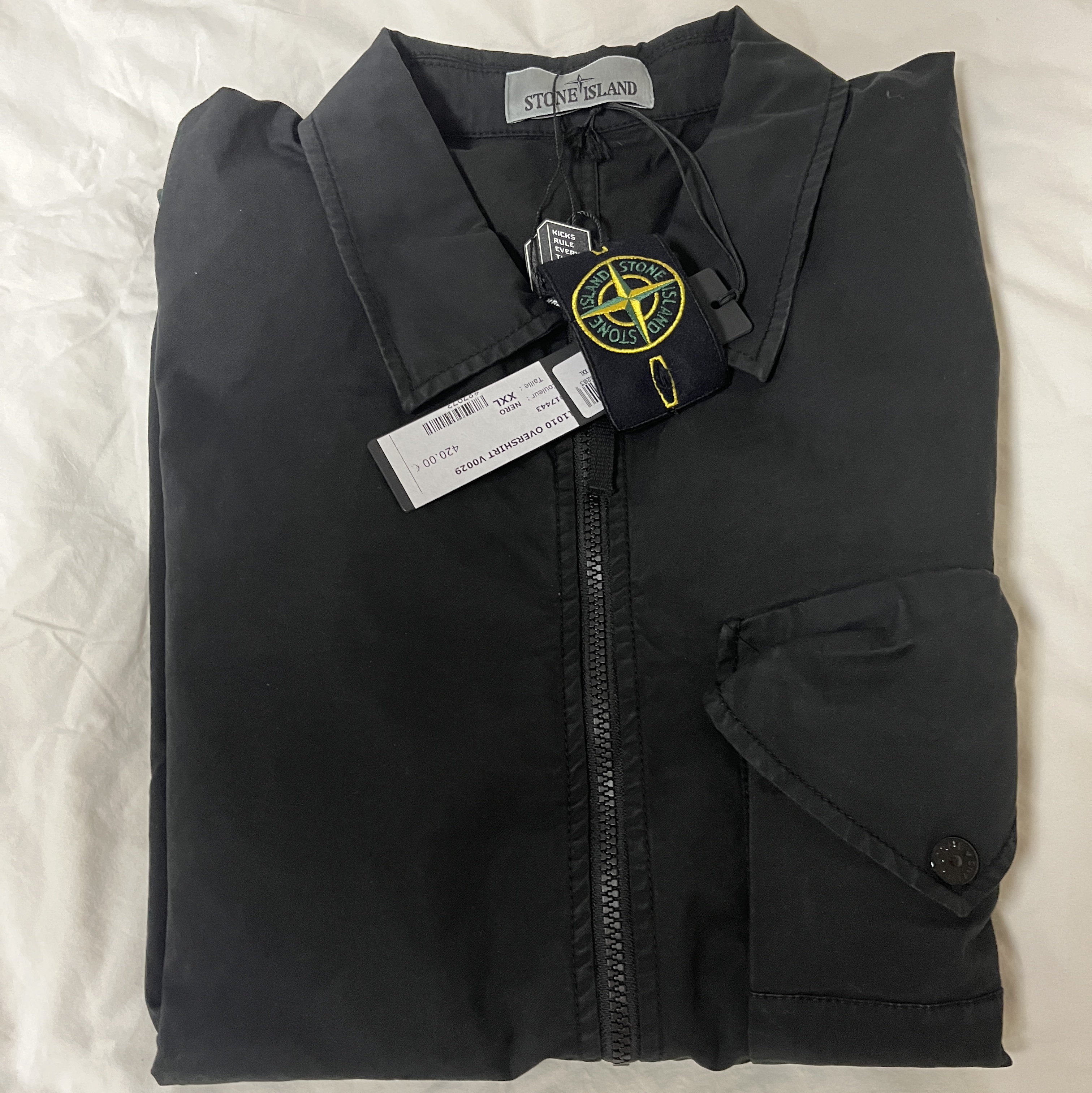 Stone Island 11010 Stretch Cotton Gabardine Overshirt Black - 23FW 착용 스타일