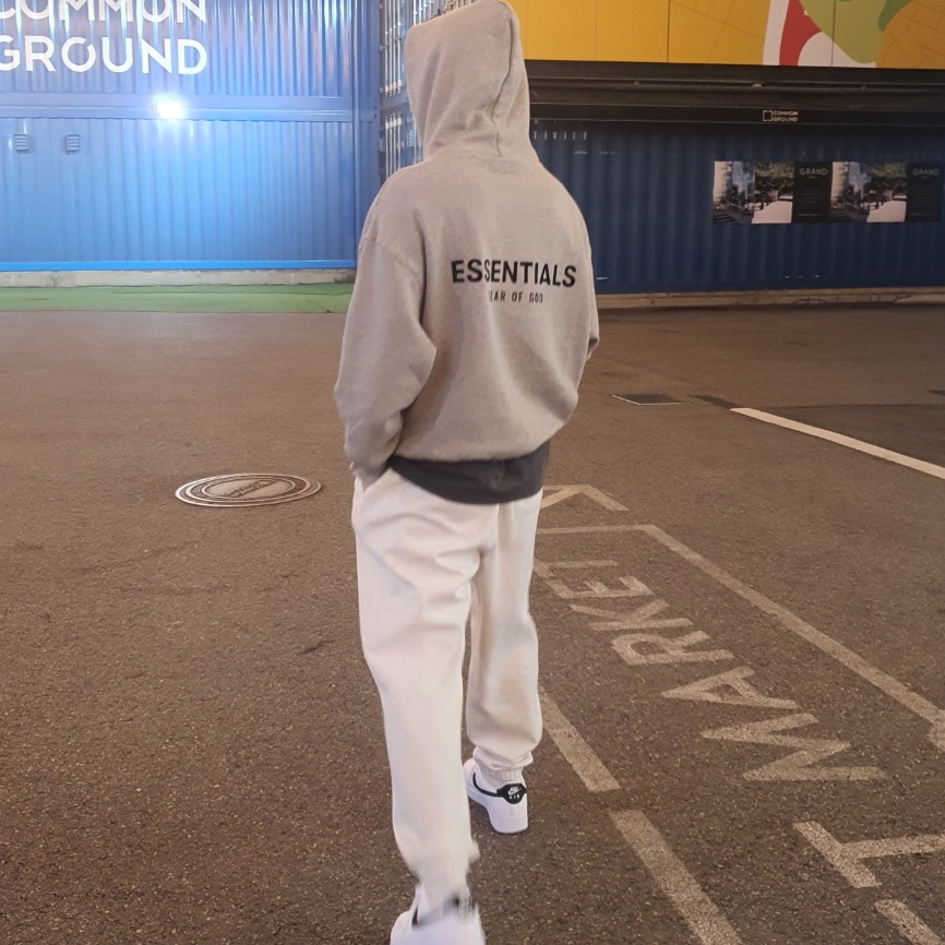 Essentials The Core Collection Hoodie Dark Oatmeal, Nike Air Force 1 '07 White Black 착용 스타일